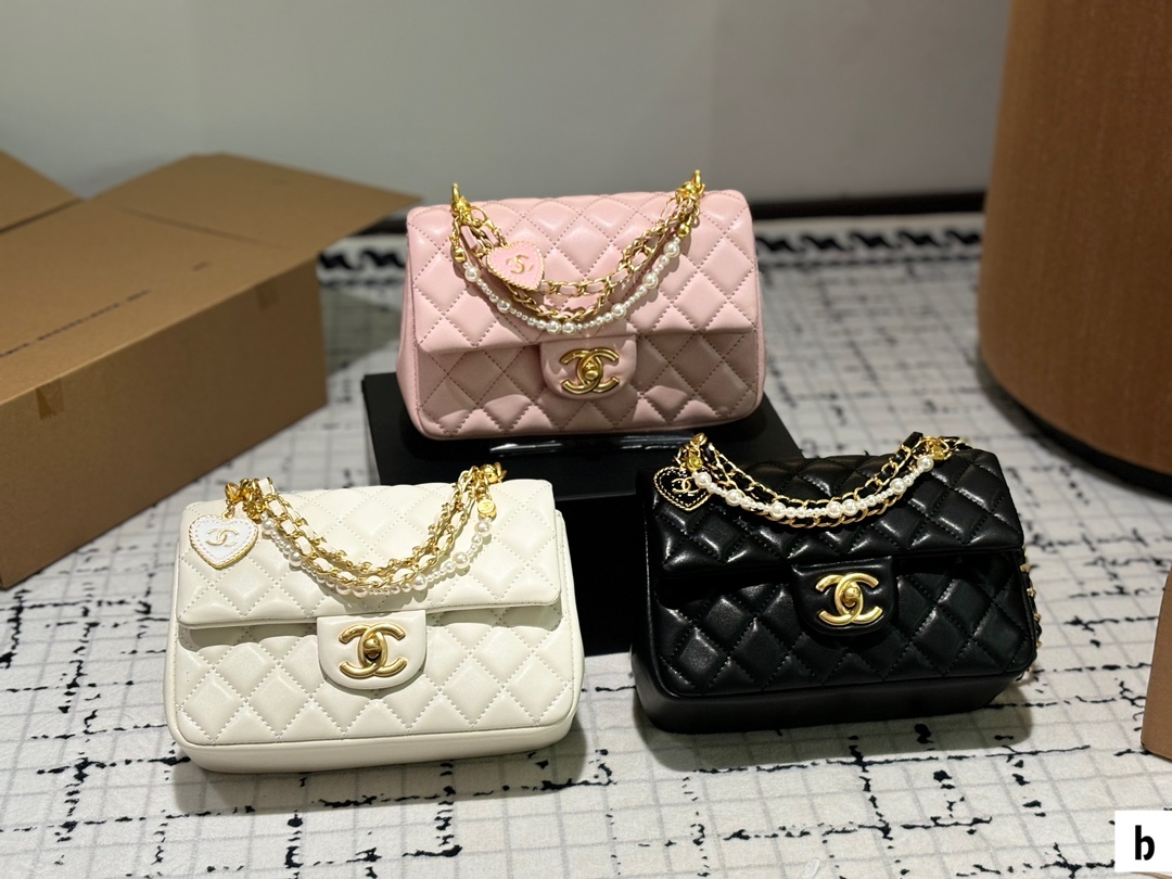 שאנל Chanel Classic Flap Bag זוֹל
 תיקים תיקי כתף וצד עור כבשים אוסף קיץ שרשרות