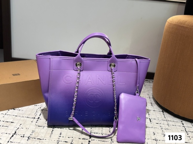 Chanel 24C Gradient Beach Bag,Dreamy Purple Tote, Large Capacity, 34cm 1 Chanel 24C Gradient Beach Bag,Dreamy Purple Tote, Large Capacity, 34cm