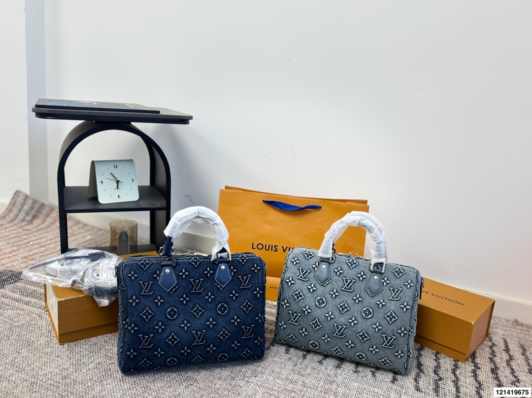 P278 Full Set Of Packaging | Lv Denim Pillow Bag Spring And Summer Show Series, This Iv Model Is So Awesome, It Can Be Carried By Both Men And Women, Cool, Handsome, Cute And Cute Size: 30.20