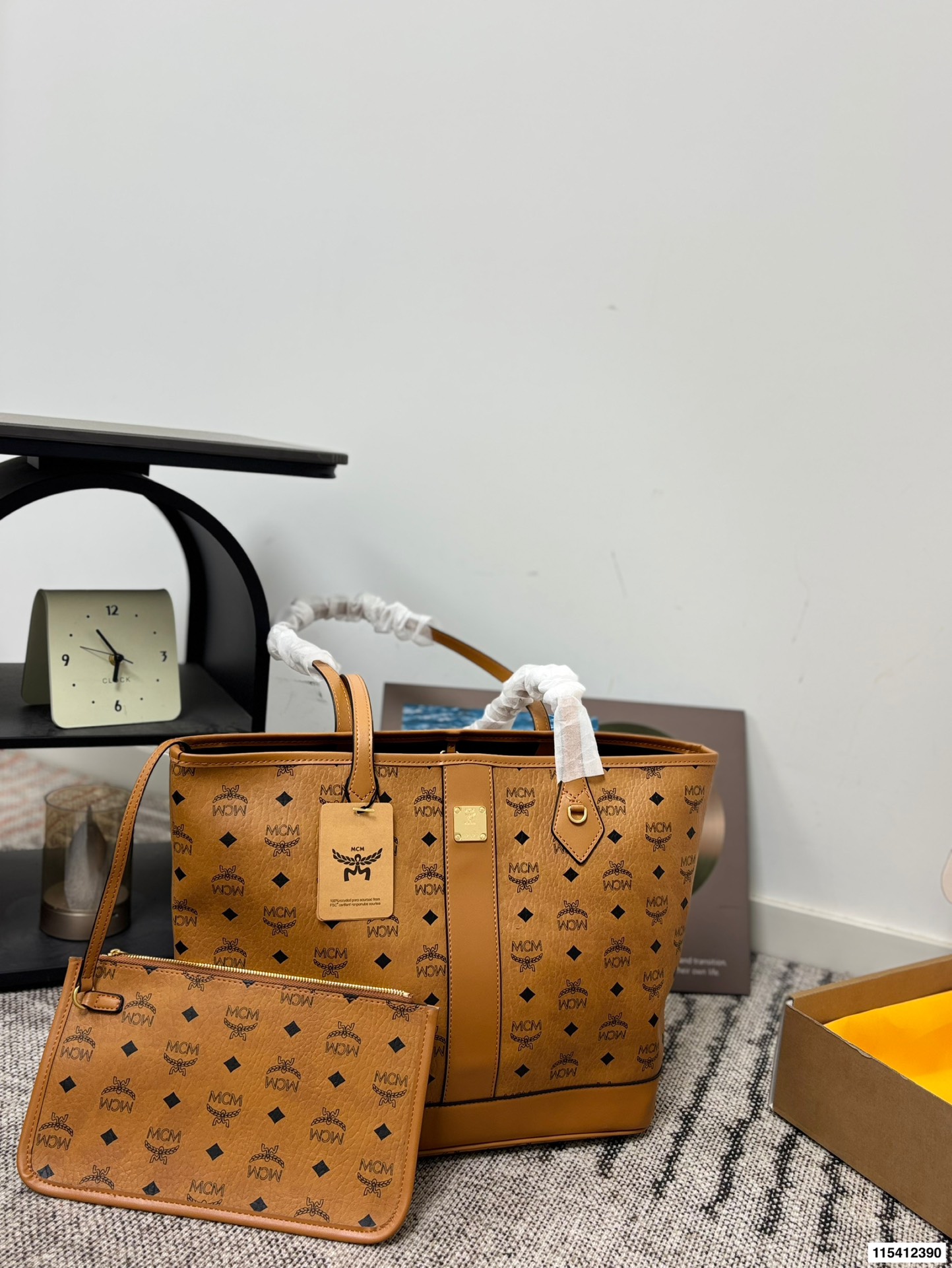 p160 Caja de avión MCM Última bolsa de compras Sinceramente, ¡se ve hermosa! Todas son increíblemente hermosa…