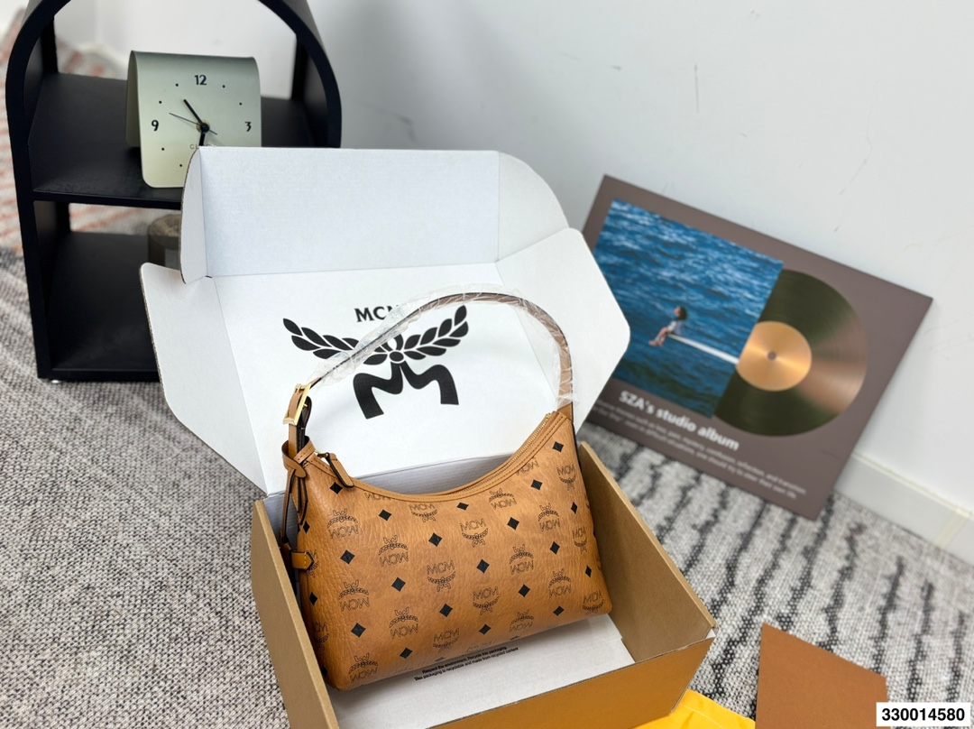 p180 con caja de regalo, MCM hobo bolso de cuerno, colgante de candado de placa dorada súper exquisito, se puede llevar…