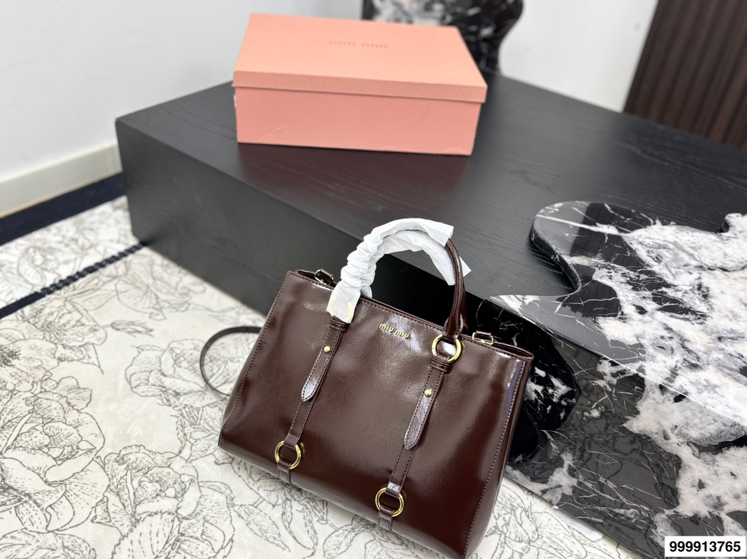 _dfs9sN1J1vi27XsxKFAOFOWUfmrtd1qWmuoYSww