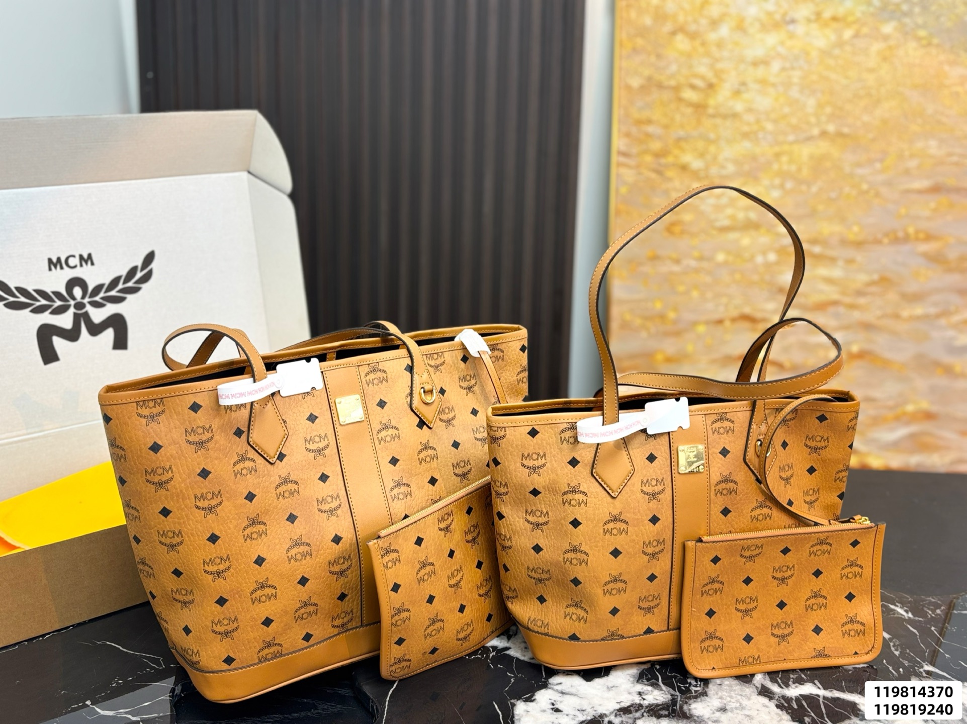 p160p150 Empaque de regalo 🎁 MCM celebra su 50 aniversario, lanzando especialmente el nuevo bolso tote Liz con bolso i…