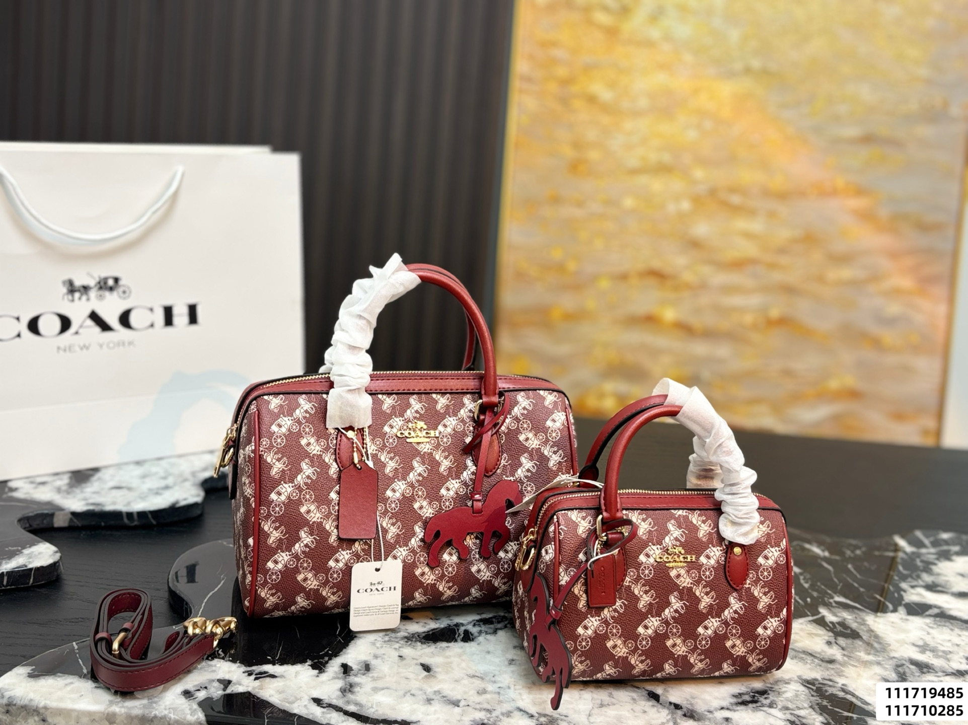 Con caja COACH 2026 colección enero 🆕 ser lindo no tiene límites 🎀 Démonos un poco de "color" a la vida [耶R] En el co…