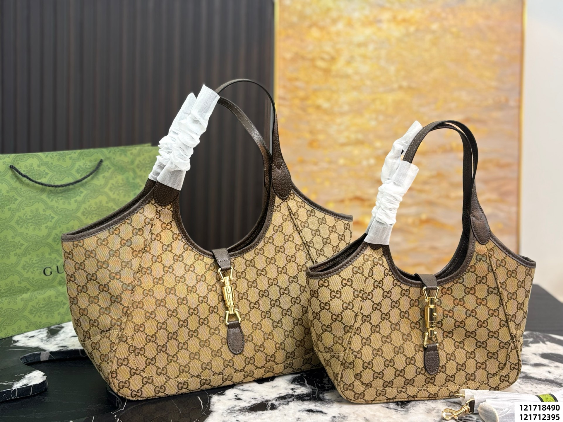 Gucci Shoulder Bag 11308