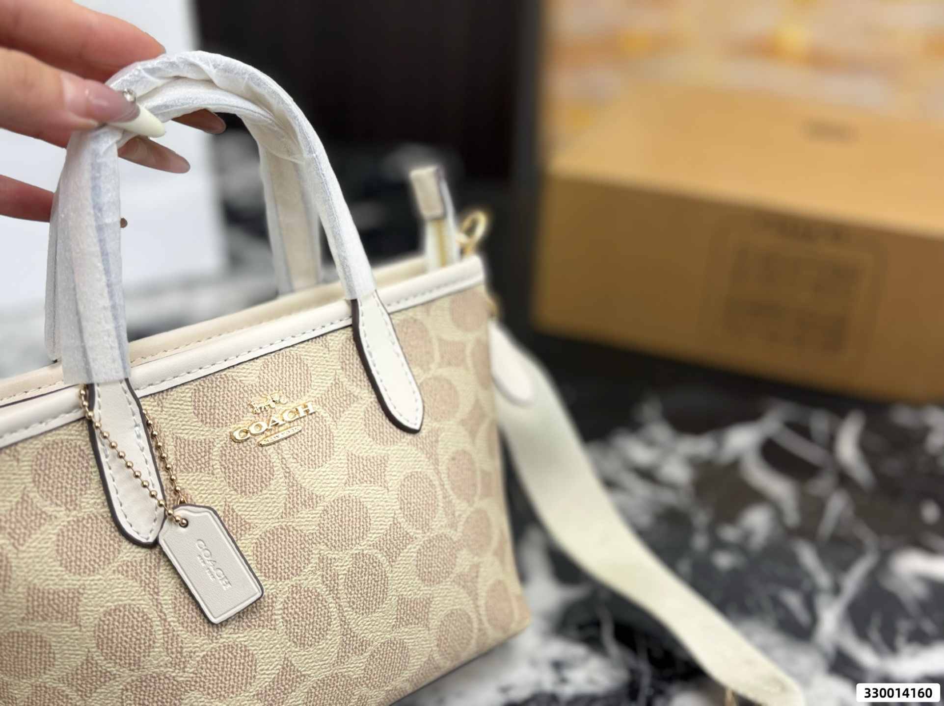 Alternative view of Tote Bag 11324