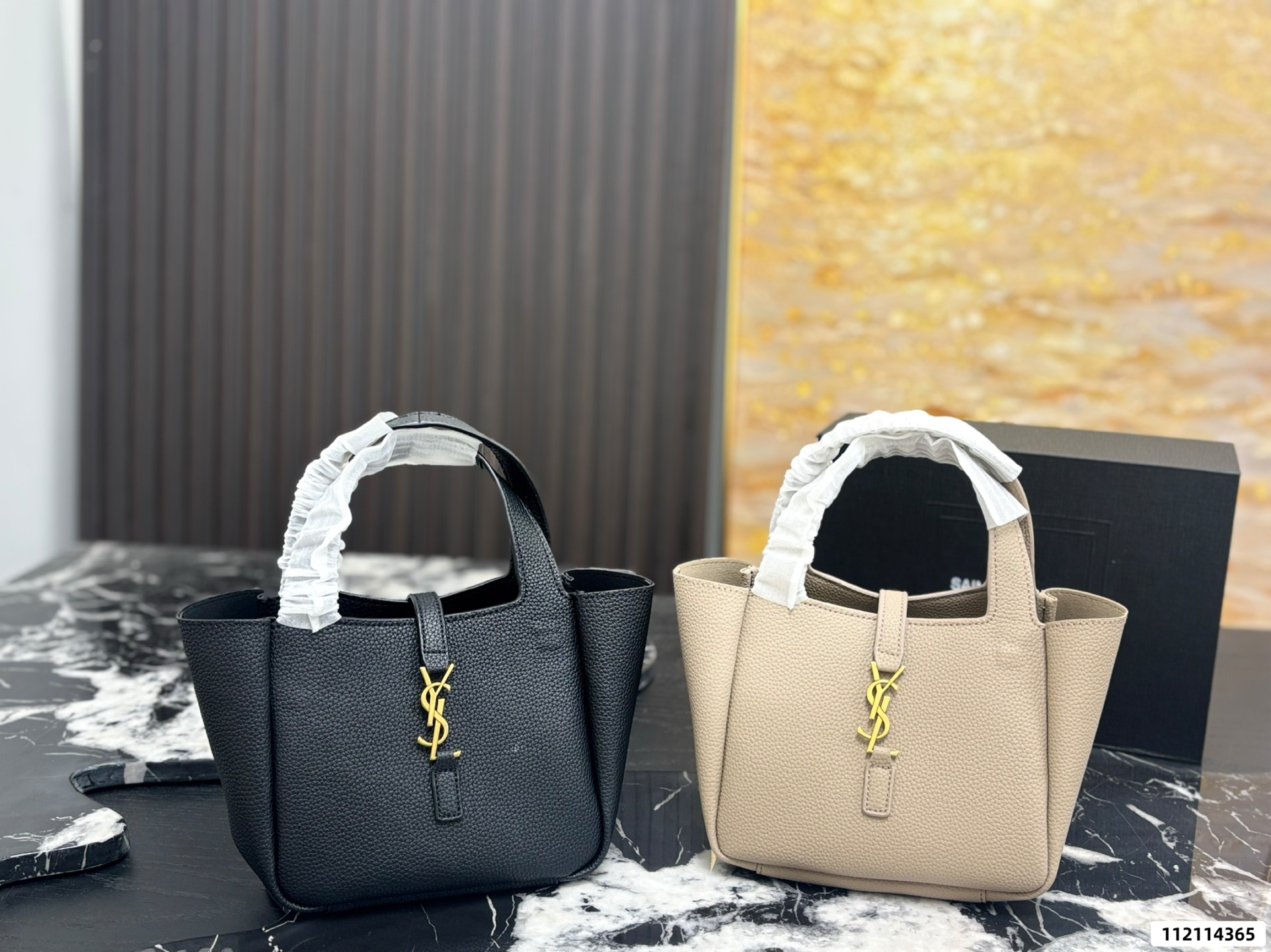 P233 With Folding Box | Ysl｜new Bag Bea | Ysl's Bea Deerskin Bag Really Appeals To My Aesthetic Point | As Soon As I Got It, I Was Struck By The Fine Graininess Of The Deerskin. It Is Soft And Fufu Yet Stiff And Stylish. It Feels Like Being Wrapped In Clouds. The More You Carry It, The More Retro Texture It Becomes Deyi R | Size 19.16