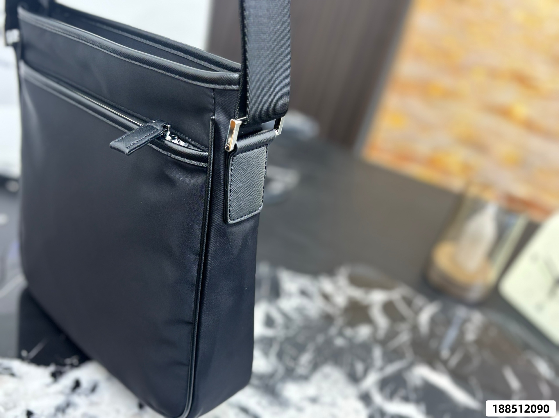 Bolsa PRADA 2024 logo 27 26 — photo 5