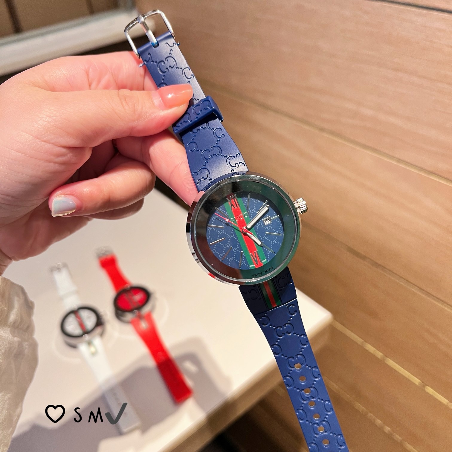 Gucci Dive Watch with Silicone Band Unisex Quartz Movement Casual Style 3 i1739248158086 7742 0 2