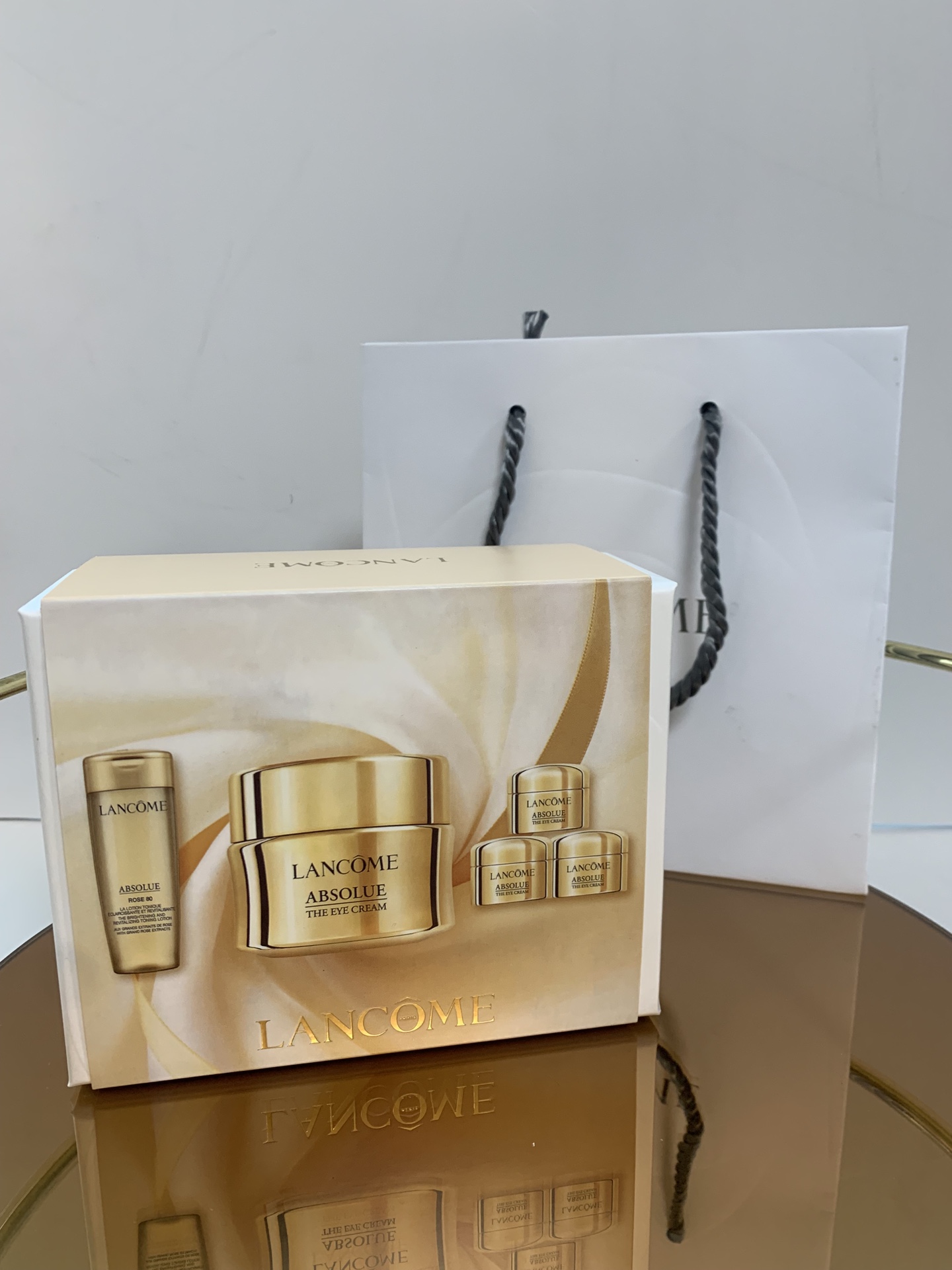 Estuche de regalo Lancôme Absolue L'Extrait Elixir para ojos! Contiene: crema para ojos 20ml*1, crema para ojos 5ml*3, …