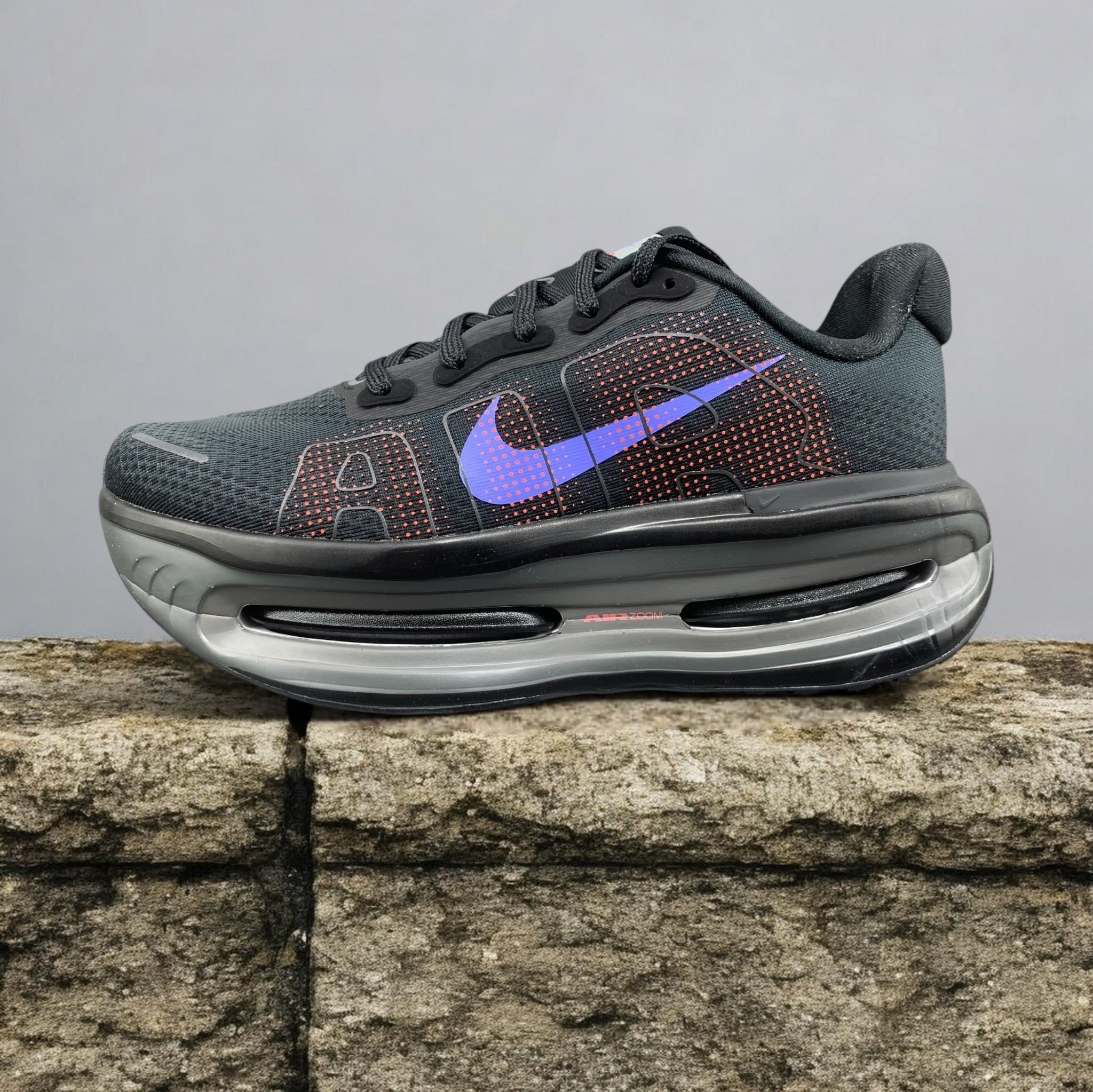 HM5973-002 顶级迈柔 Vomero Premium 黑蓝顶级迈柔 黑蓝-Ksneaker