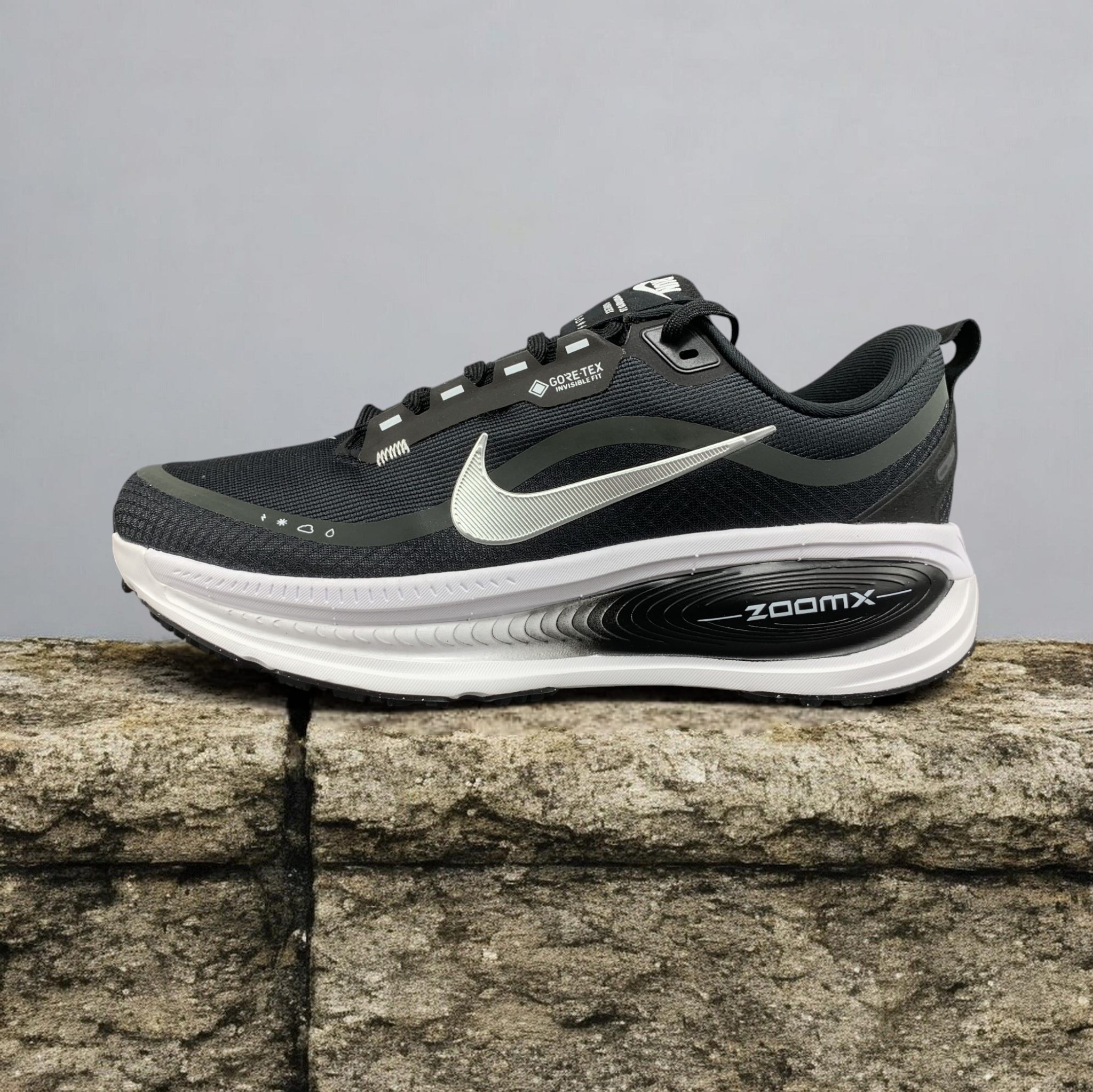 HQ7001-002 登月18代 黑白-Ksneaker