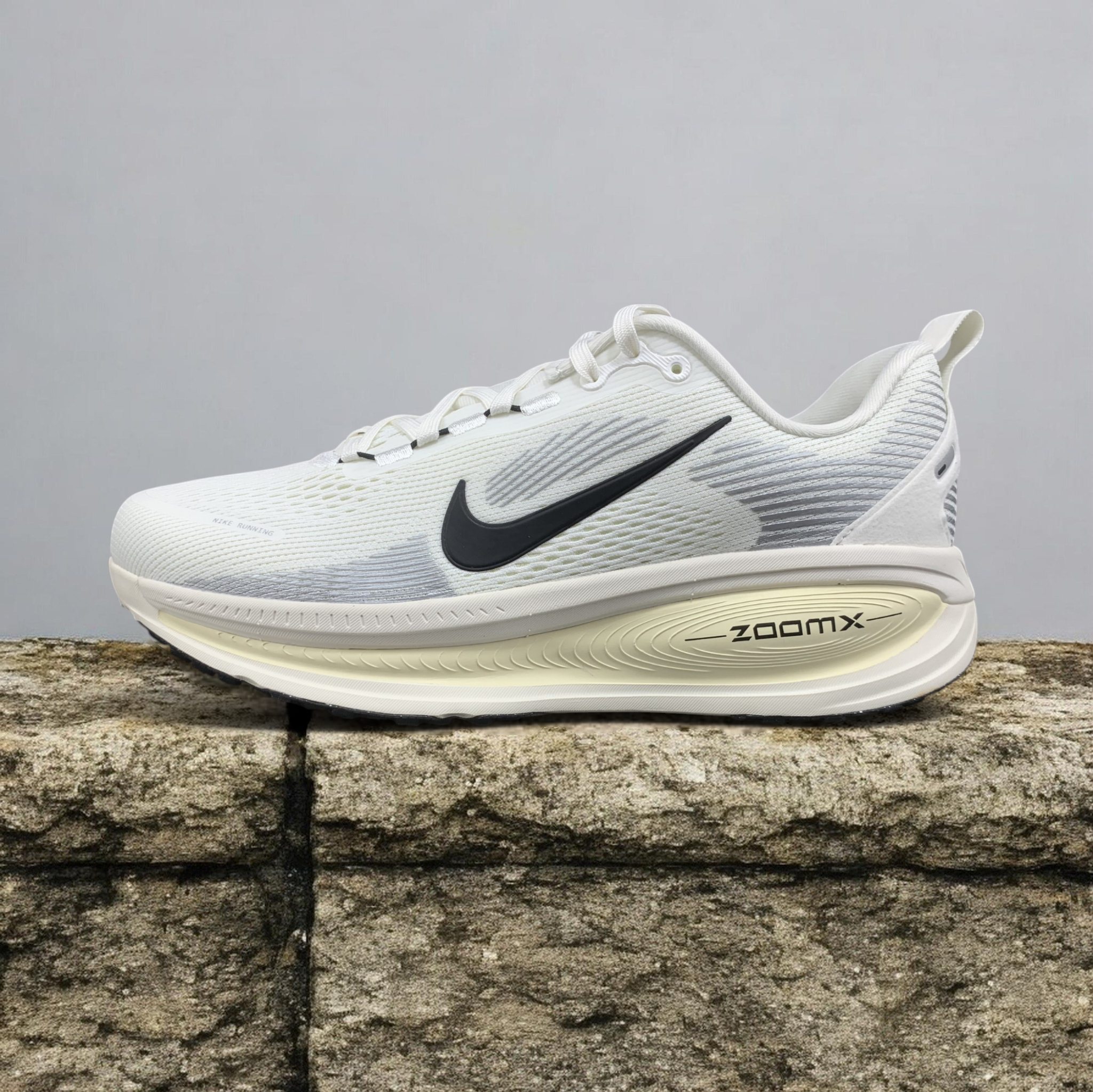 HM6803-101 登月18代 白黑-Ksneaker