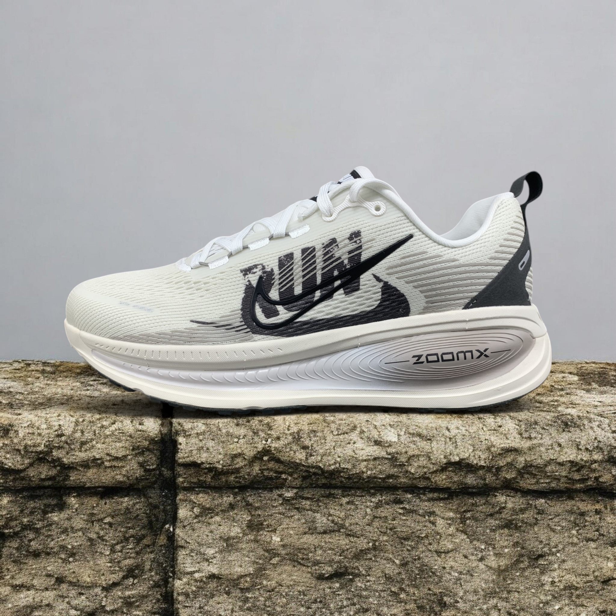 IB5726-100 登月18代 白黑登月18代 白黑-Ksneaker
