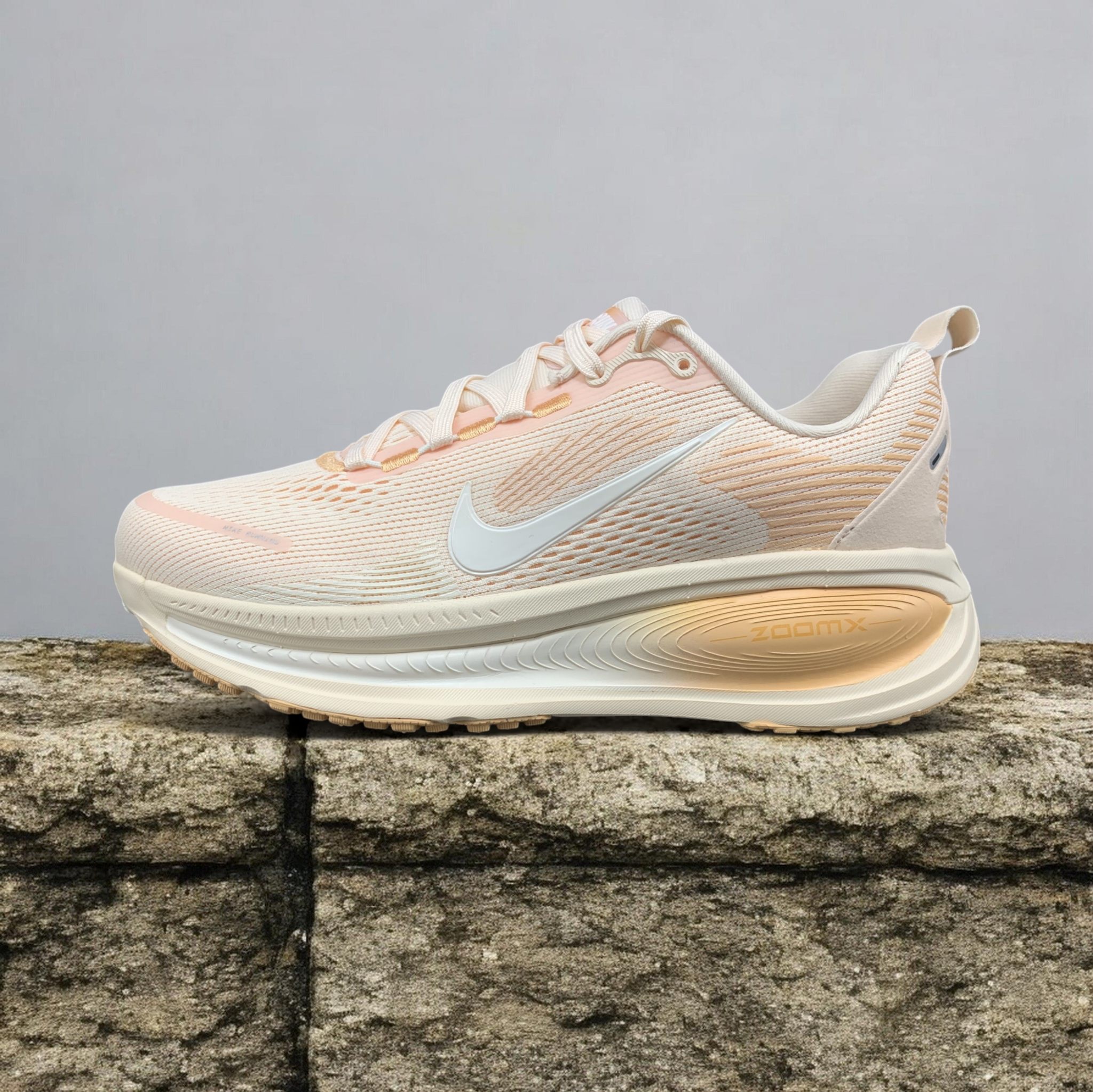 HM6804-800 登月18代 白橙红登月18代 白橙红-Ksneaker