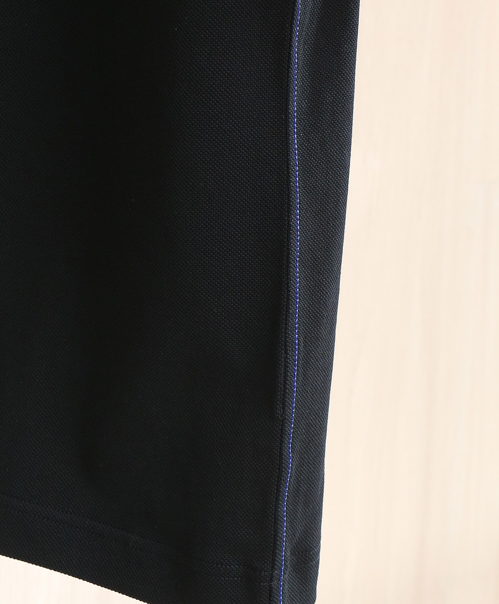    。B家 官网同款 春夏最新撞色战马男士翻领T恤，传统的短袖Polo衫款型，精选中等厚度的珠地网眼布