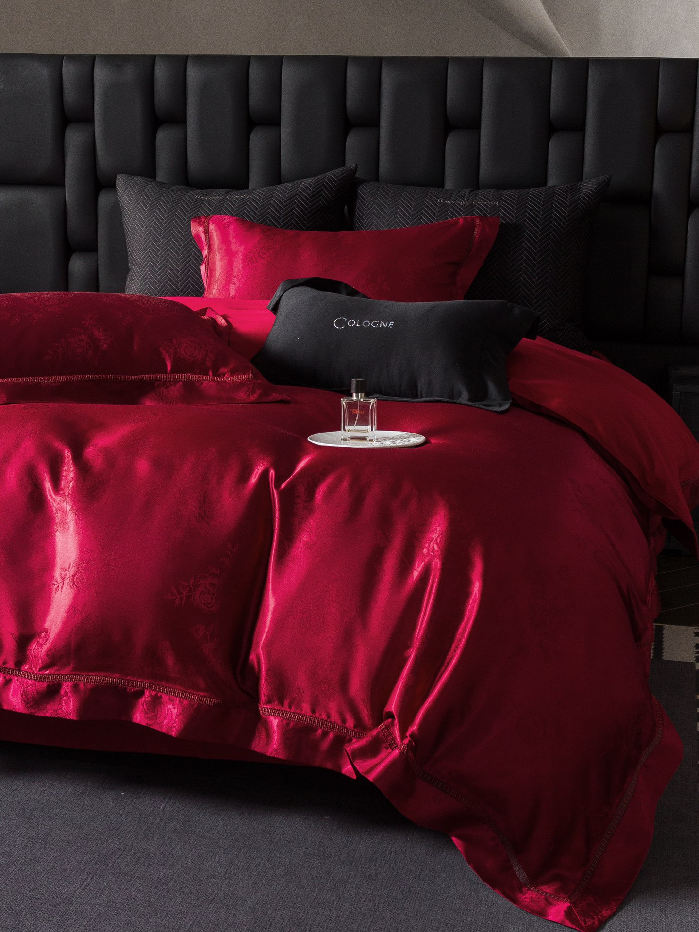 French Luxury 140S Silk Brocade Yarn-Dyed Jacquard 4-Piece Bedding Set - Home&Textlile 2