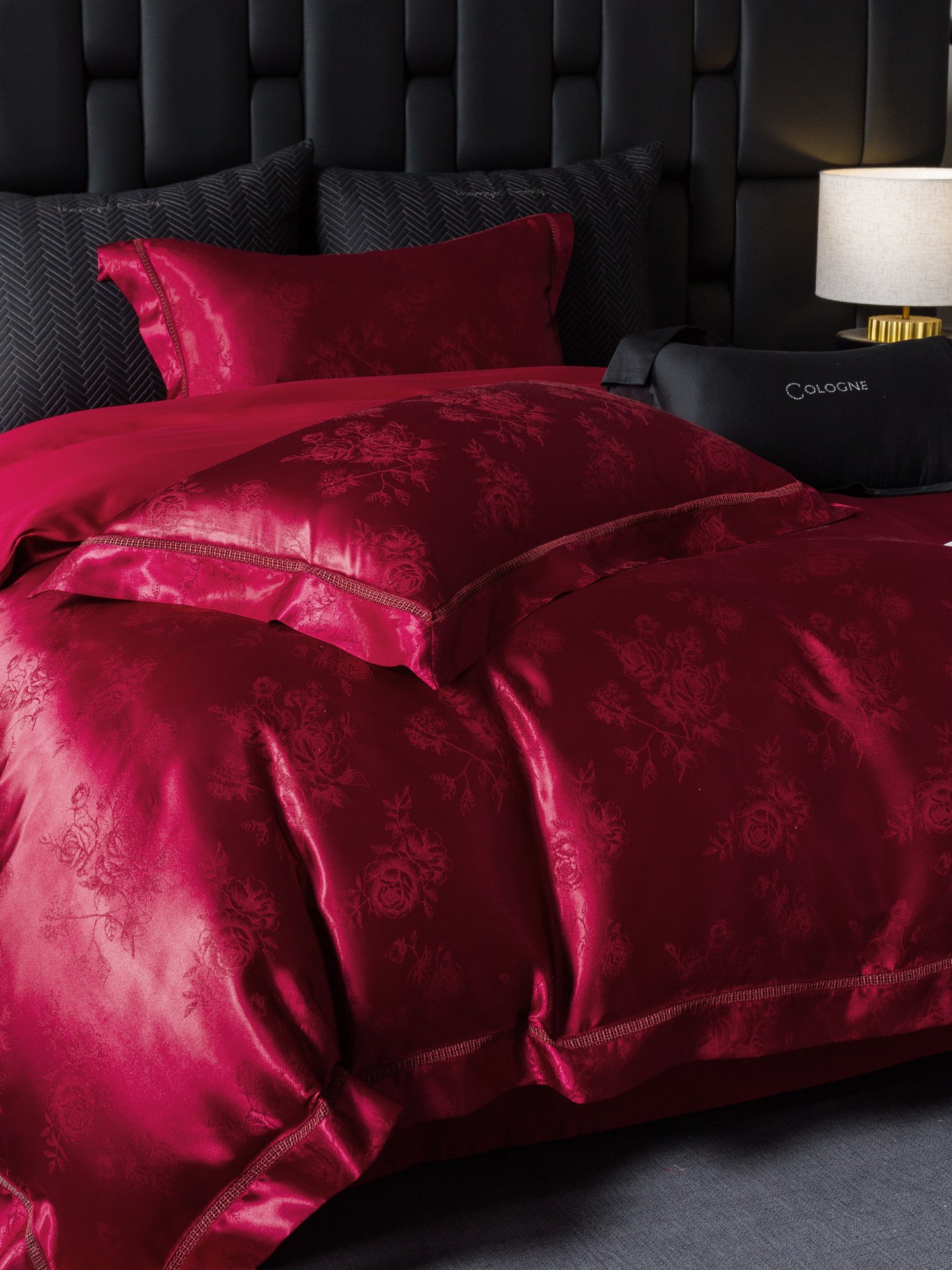 French Luxury 140S Silk Brocade Yarn-Dyed Jacquard 4-Piece Bedding Set - Home&Textlile 3