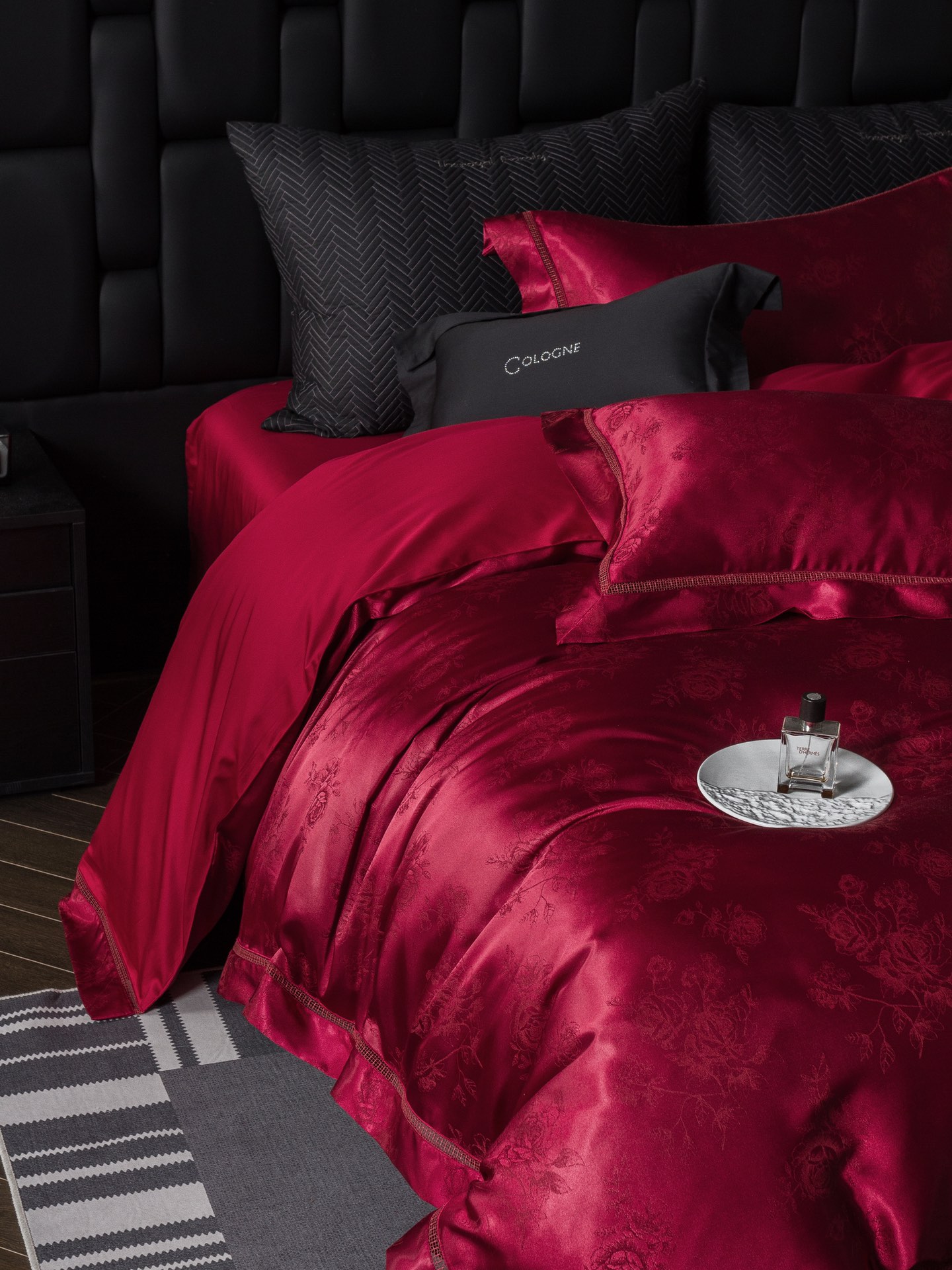 French Luxury 140S Silk Brocade Yarn-Dyed Jacquard 4-Piece Bedding Set - Home&Textlile 5