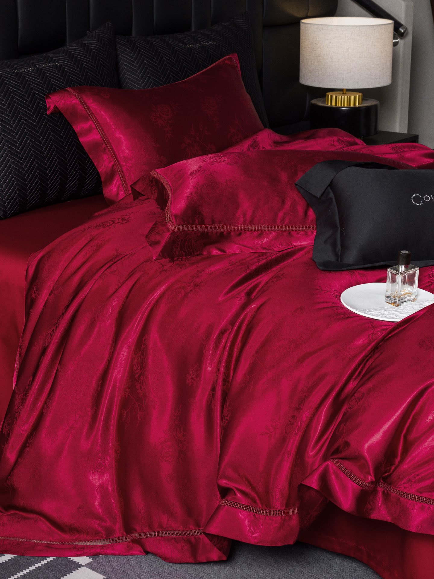 French Luxury 140S Silk Brocade Yarn-Dyed Jacquard 4-Piece Bedding Set - Home&Textlile 9