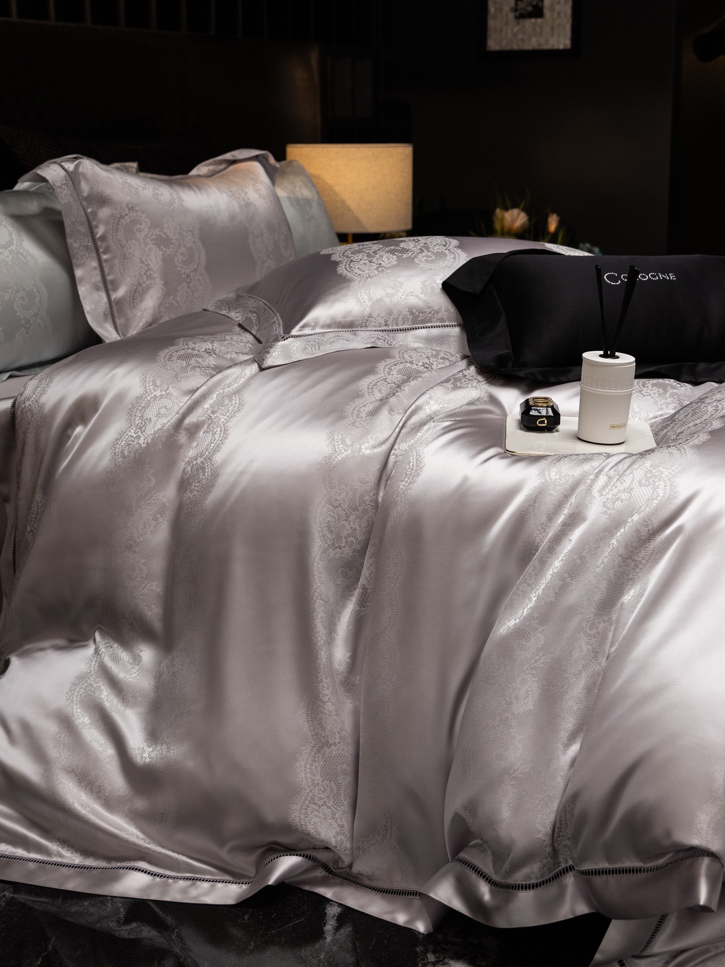 The bedding woven from it has a delicate and soft touch, and a smooth - Home&Textlile 8