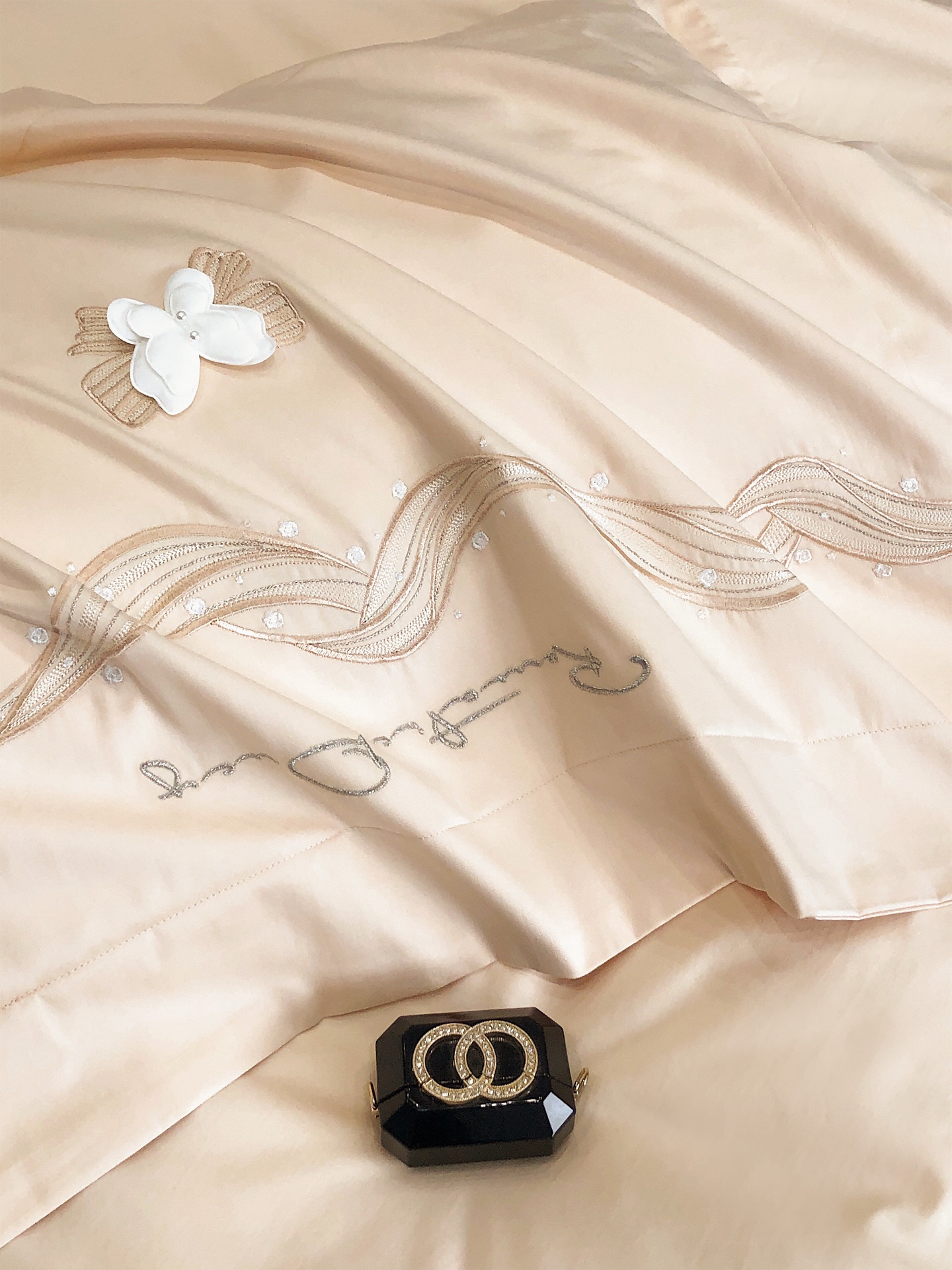 Luxury 120S Egyptian Cotton Bedding Set with Embroidery, Super Soft and Durable 5 i1759764609762 8172 0 3