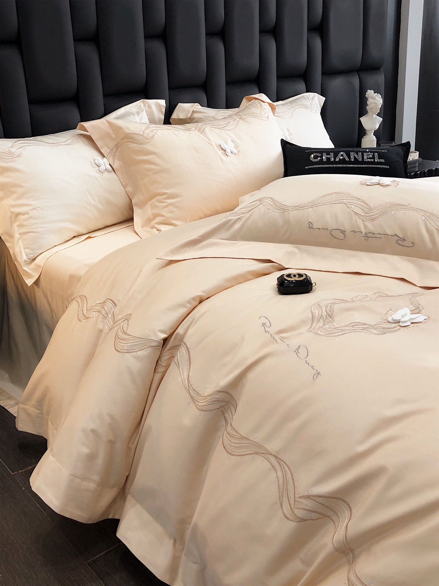 Luxury 120S Egyptian Cotton Bedding Set with Embroidery, Super Soft and Durable 4 i1759764611275 1012 0 2