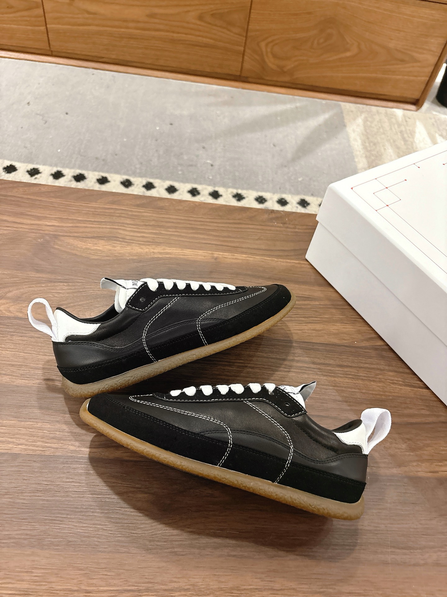 Alexander McQueen ALEXANDER MCQUEEN/亚历山大·麦昆 EC1系列 休闲 运动鞋 德训鞋 小白鞋