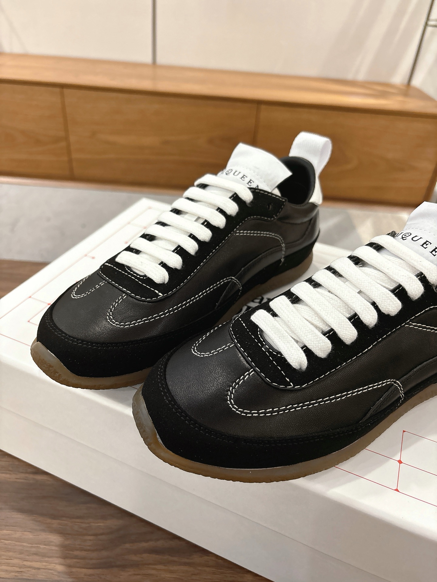 Alexander McQueen ALEXANDER MCQUEEN/亚历山大·麦昆 EC1系列 休闲 运动鞋 德训鞋 小白鞋