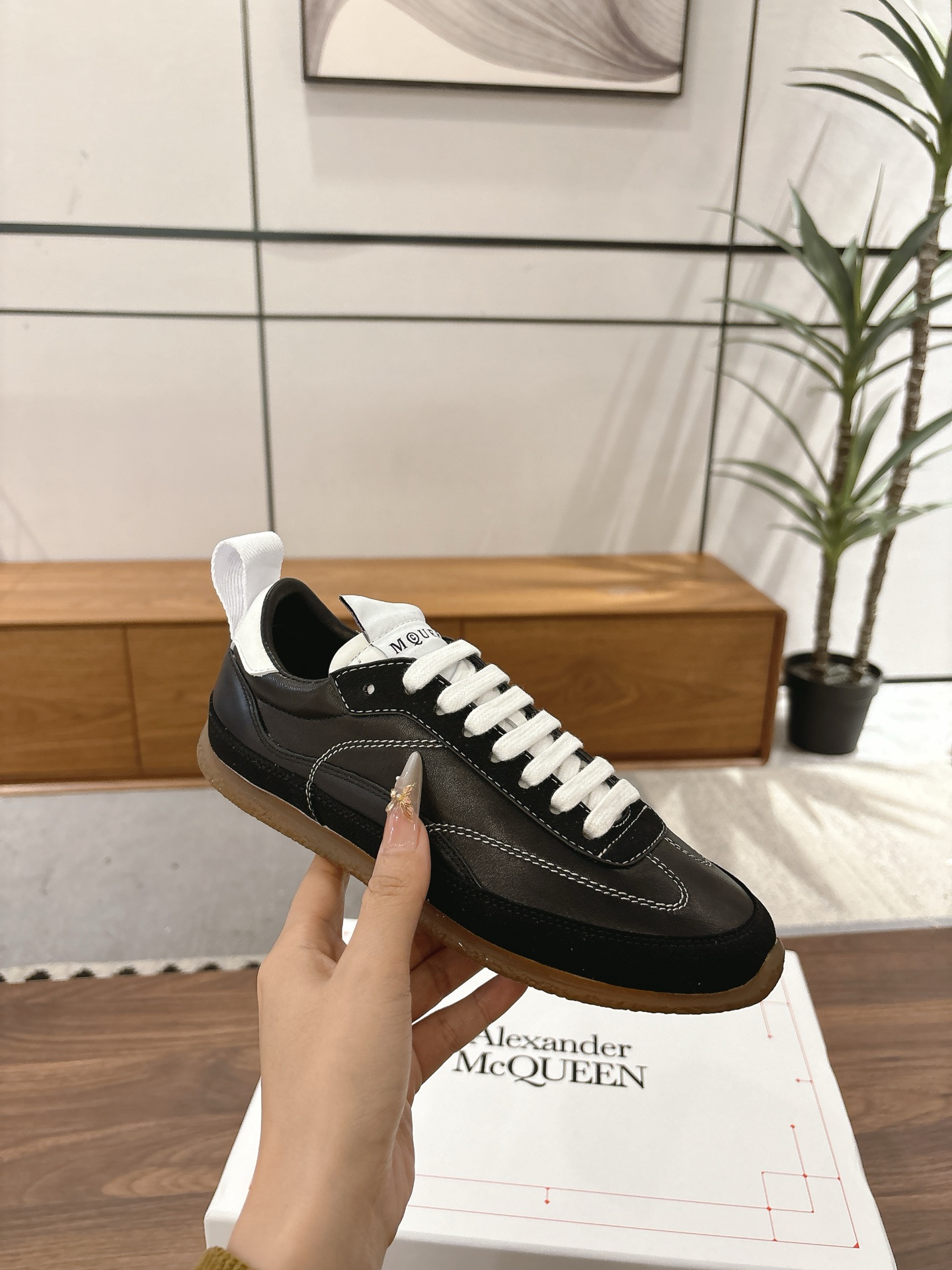 Alexander McQueen ALEXANDER MCQUEEN/亚历山大·麦昆 EC1系列 休闲 运动鞋 德训鞋 小白鞋