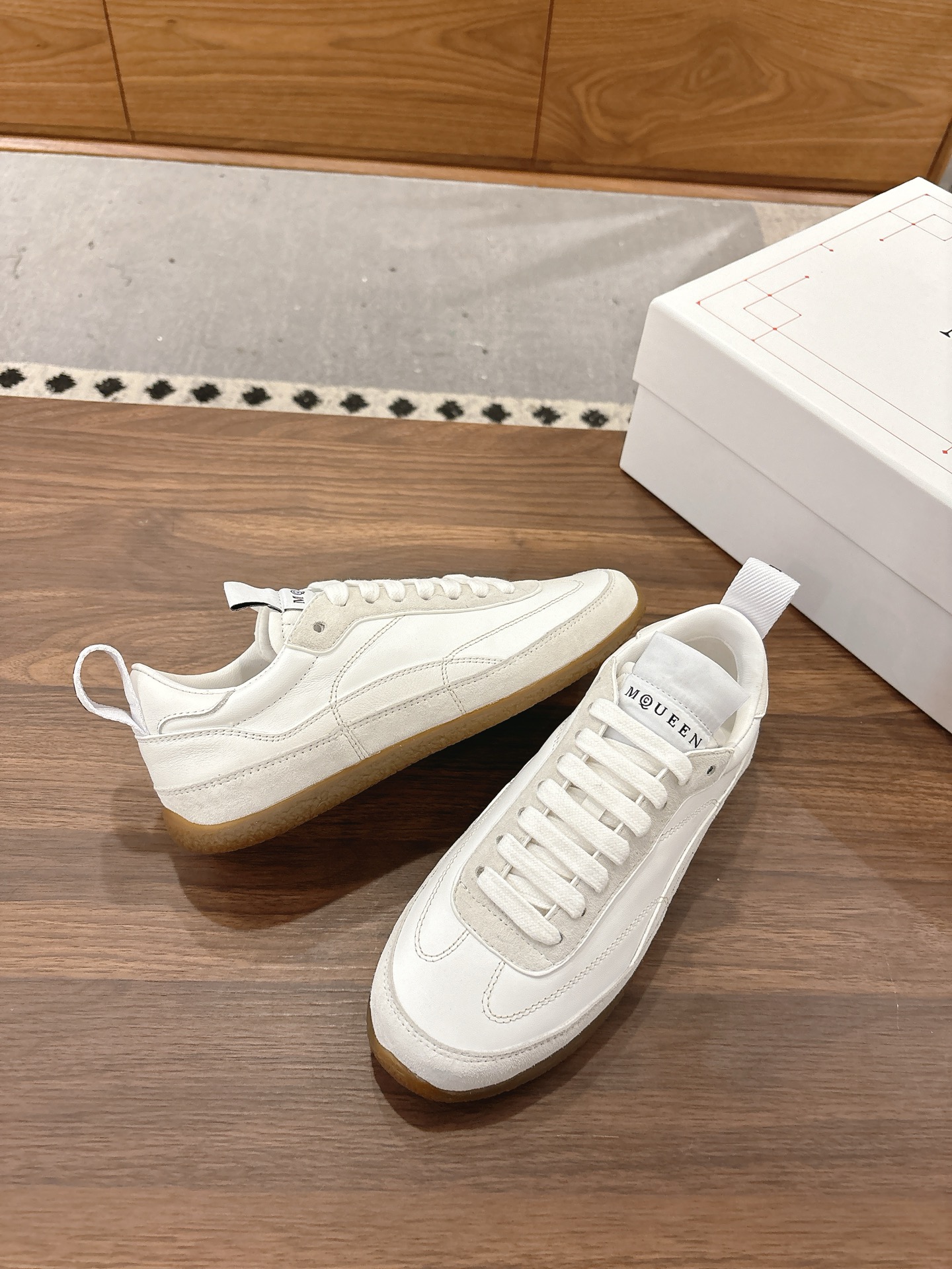 Alexander McQueen ALEXANDER MCQUEEN/亚历山大·麦昆 EC1系列 休闲 运动鞋 德训鞋 小白鞋