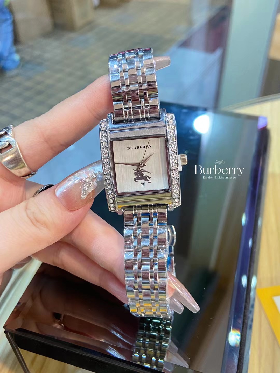 Exclusive Pablo Burberry Steel Belt Watch: Elevate Your Style with Quality and Elegance - 图片 4