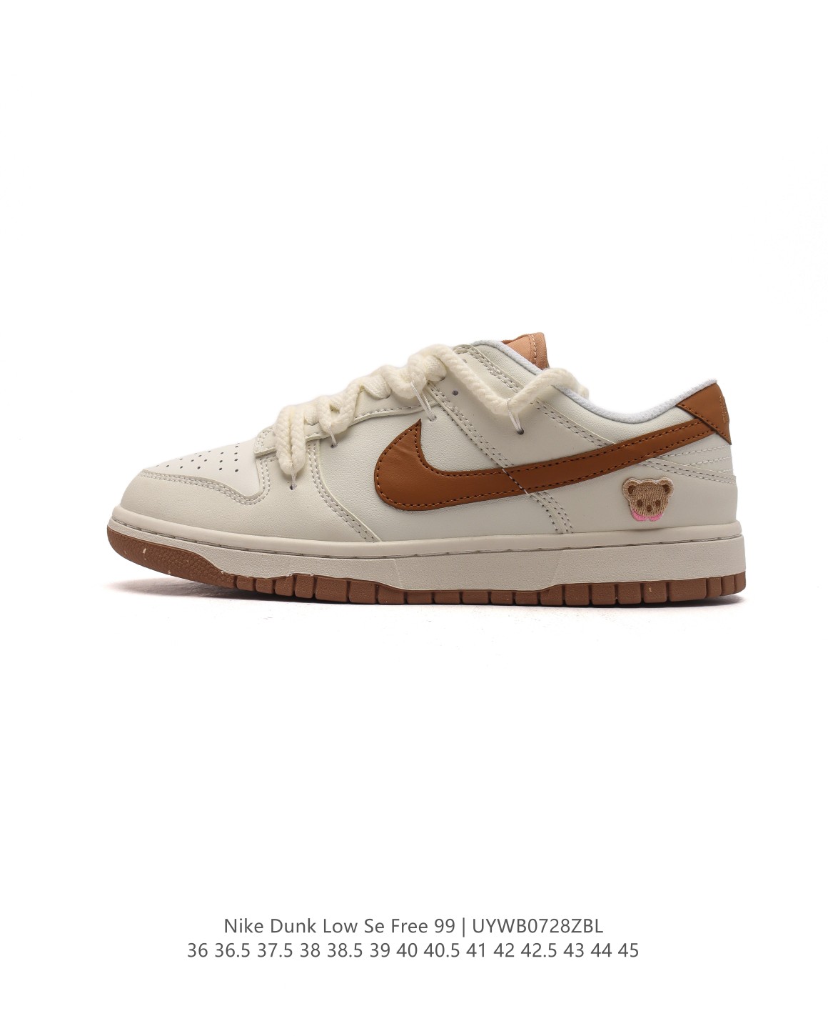 🈴💰190
耐克 SB 系列 Nike Dunk Low SE Free. 99(GS) 复古休闲板鞋 复古vibe风芝加哥打孔解构绑带 双鞋带 低帮板鞋。采用天然皮革，经久耐穿，塑就如元年款 Dunk 般的复古质感。

类型：男女鞋
编码：DR9704
码数：36 36.5 37.5 38 38.5 39 40 40.5 41 42 42.5 43 44 45
编码：UYWB0728ZBL