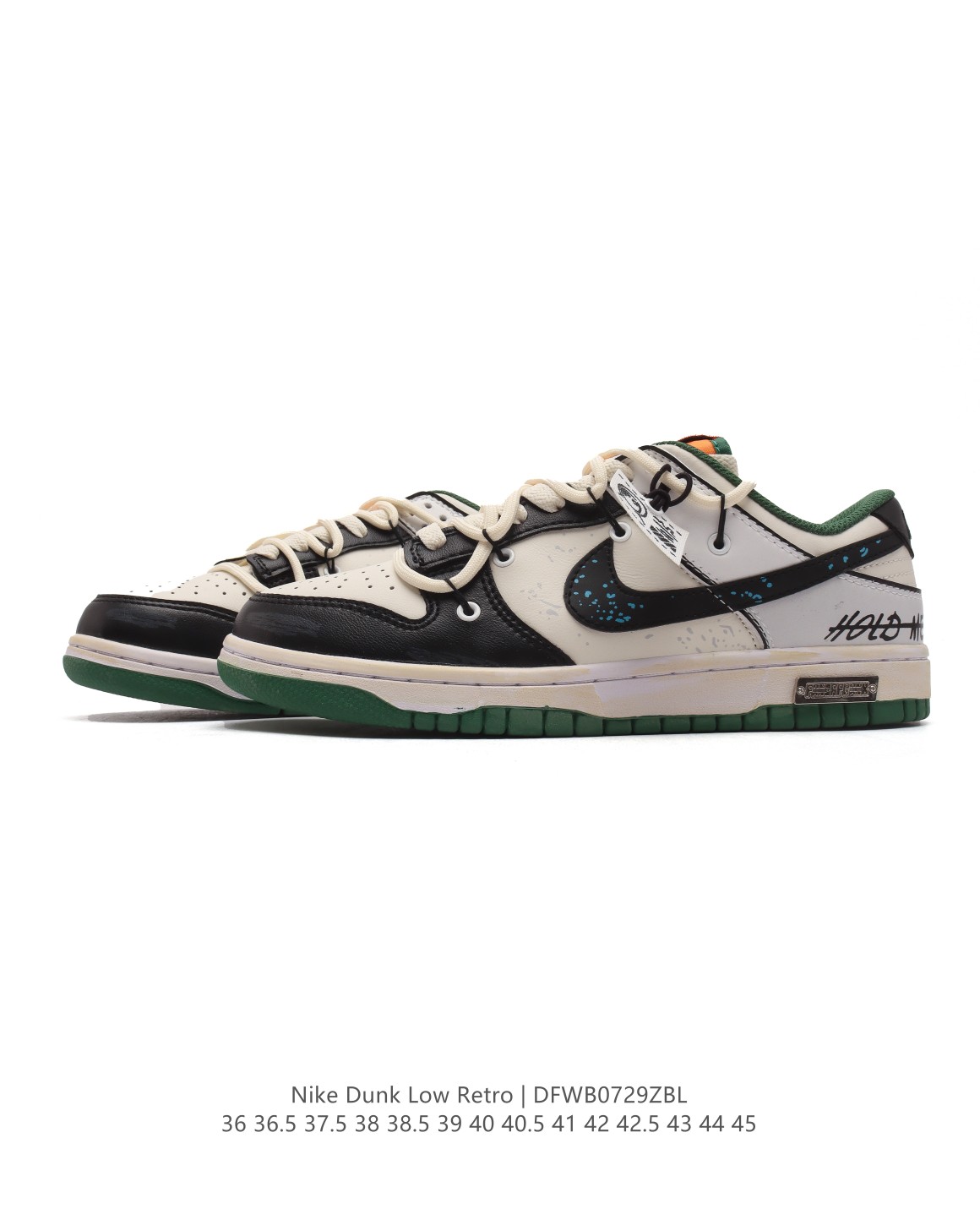 💰190
耐克 Nike Dunk Low Retro 运动鞋复古板鞋 双鞋带 解构绑带，作为 80 年代经典篮球鞋款，起初专为硬木球场打造，后来成为席卷街头的时尚标杆，现以经典细节和复古篮球风范再次归来。皮革与合成材质组合鞋面，经久耐穿，柔软非凡。泡绵中底，缔造轻盈回弹的缓震效果，橡胶外底搭配圆形支点设计，铸就非凡抓地力，尽显经典风范。从篮板到滑板，Nike Dunk 的影响力毋庸置疑。尽管 1985 年以篮球鞋形式亮相，但其平整而具有抓附力的鞋底闯入了滑板运动员的视野，堪称滑板鞋的理想之选。几十年来，Dunk 不断直击全球各地滑板手的灵魂，推出不计其数的配色方案，追求创造力和功能性兼得的理想境界，彰显亚文化风采。

类型：男女鞋
货号：DD1391-100
尺码:   36 36.5 37.5 38 38.5 39 40 40.5 41 42 42.5 43 44 45
编码：DFWB0729ZBL