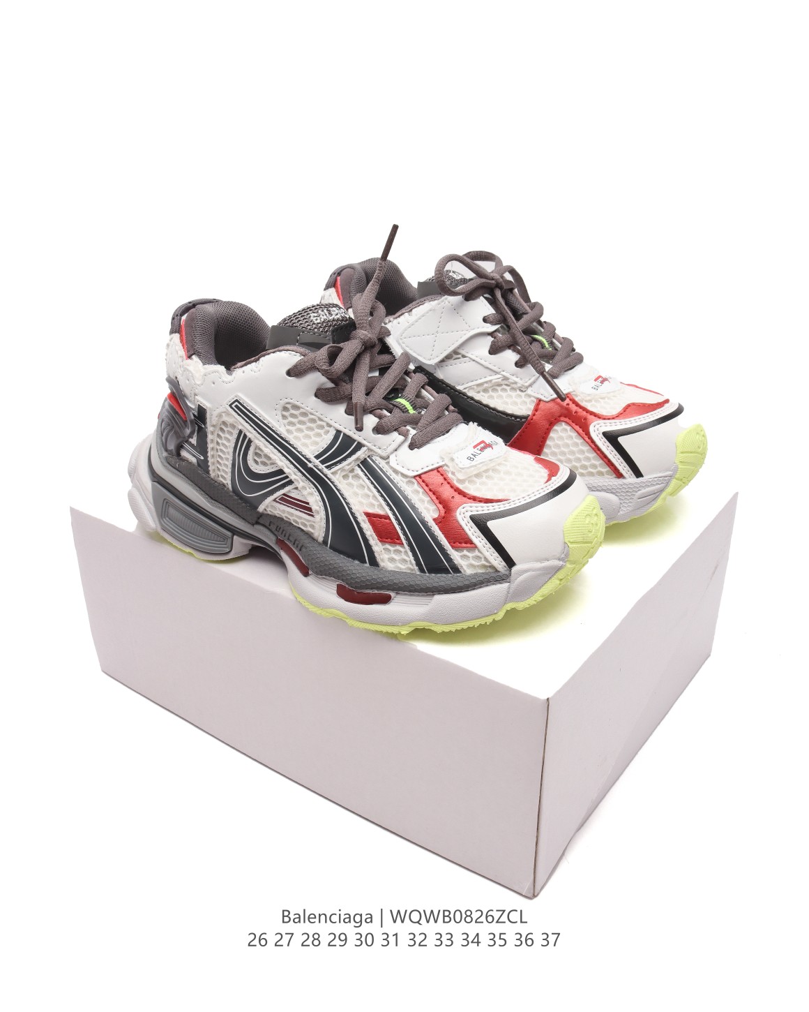 图片[9]-【童鞋新款BALENCIAGA 巴黎世家-Runner 7.0 儿童运动跑步鞋。通过溢胶、做旧、缝线等细节，展示了设计师 Demna 的运动鞋风格，用一双「旧鞋」传递复古感，后侧板、翘起的鞋头，则展示了 Demna 在结构上的未来构想；原装大盒从里到外一切百分百还原官方配置。 尺码：26-37-选品中心