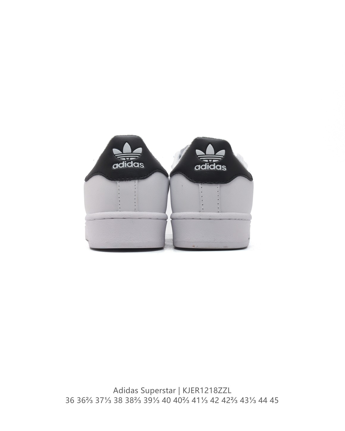 💰150
【头层皮】阿迪达斯 新款 ADIDAS SUPERSTAR 三叶草 经典贝壳头系列 新款休闲板鞋潮流男女士运动鞋 。鞋面柔软皮革材质 标志性的贝壳鞋头，锯齿三条纹，简约的线条。就连版型和比例，都在向1982年的鞋款致敬。可谓“形神兼备”的复刻。无论在哪，无论去哪，你或许都需要这样一双既舒适又时尚的鞋。1970年问世于篮球场的adidas Superstar，集舒适与时尚于一身。这款经典鞋，缀低调图案，灵感源自公共交通地图。设计简约，旨在伴你出行。心动不如行动，系好鞋带，出发吧。

货号：EG4958
码数：36-45含半码
编码：KJER1218ZZL