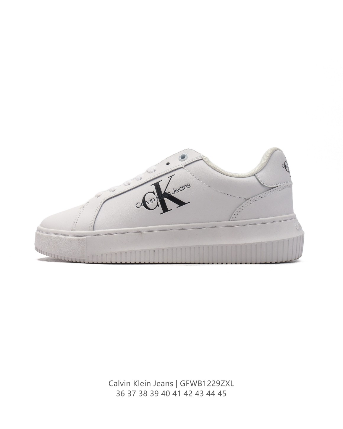 🈴💰160
【新品🔥】Calvin Klein/卡文克莱 街头 低帮 运动潮流 复古 板鞋 Calvin Klein Jeans 24秋冬男女ck牛皮革拼接印花休闲运动阿甘鞋简约百搭 防滑耐磨休闲鞋，这双鞋子的颜值很高，搭配效果好，虽然实物比想象中轻，但舒适度还不错。建议搭配黑色休闲西裤可能会更好看，但总体来说，方头鞋在近年来很流行，可以根据个人喜好选择。

尺码:  36-45
编码:  GFWB1229