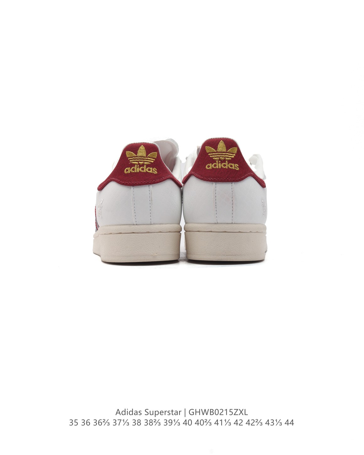 💰160
阿迪达斯 ADIDAS SUPERSTAR 三叶草☘️经典贝壳头系列 新款休闲板鞋潮流男女士运动鞋 。鞋面柔软皮革材质 标志性的贝壳鞋头,锯齿三条纹,简约的线条。就连版型和比例,都在向1982年的鞋款致敬。可谓“形神兼备”的复刻。无论在哪,无论去哪,你或许都需要这样一双既舒适又时尚的鞋。1970年问世于篮球场的adidas Superstar,集舒适与时尚于一身。这款经典鞋,缀低调图案,灵感源自公共交通地图。设计简约,旨在伴你出行。心动不如行动,系好鞋带,出发吧。
货号:ID1139
码数:35-44含半码
编码:GHWB0215