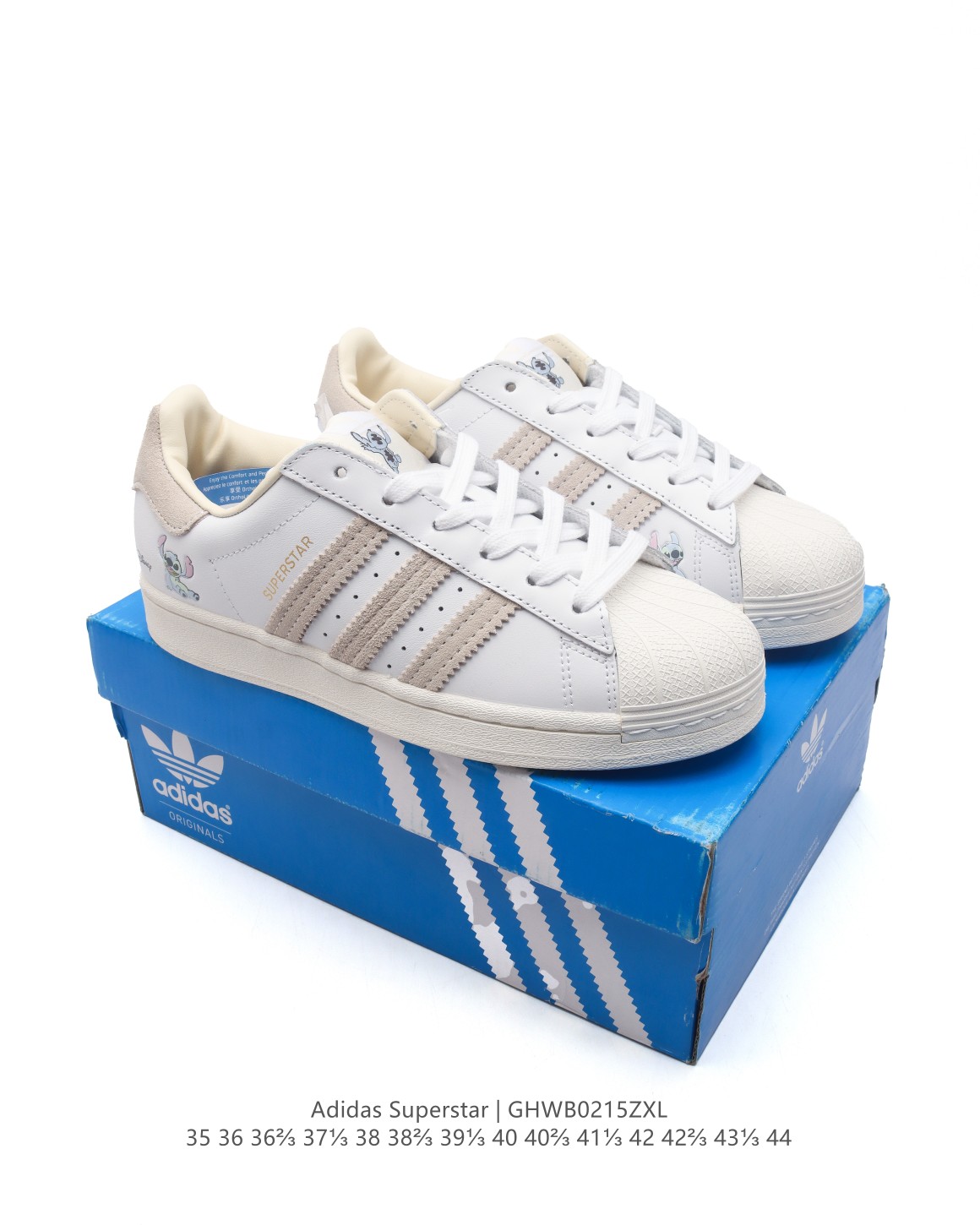 🈴💰160
阿迪达斯 ADIDAS SUPERSTAR 三叶草☘️经典贝壳头系列 新款休闲板鞋潮流男女士运动鞋 。鞋面柔软皮革材质 标志性的贝壳鞋头,锯齿三条纹,简约的线条。就连版型和比例,都在向1982年的鞋款致敬。可谓“形神兼备”的复刻。无论在哪,无论去哪,你或许都需要这样一双既舒适又时尚的鞋。1970年问世于篮球场的adidas Superstar,集舒适与时尚于一身。这款经典鞋,缀低调图案,灵感源自公共交通地图。设计简约,旨在伴你出行。心动不如行动,系好鞋带,出发吧。
货号:ID1139
码数:35-44含半码
编码:GHWB0215