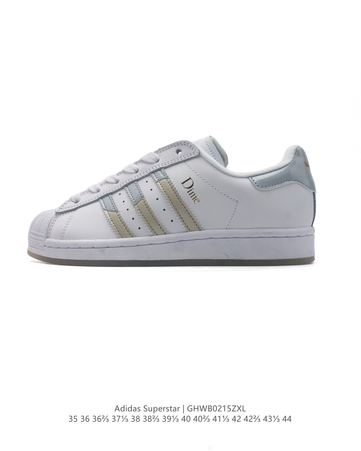 🈴💰160
阿迪达斯 ADIDAS SUPERSTAR 三叶草☘️经典贝壳头系列 新款休闲板鞋潮流男女士运动鞋 。鞋面柔软皮革材质 标志性的贝壳鞋头,锯齿三条纹,简约的线条。就连版型和比例,都在向1982年的鞋款致敬。可谓“形神兼备”的复刻。无论在哪,无论去哪,你或许都需要这样一双既舒适又时尚的鞋。1970年问世于篮球场的adidas Superstar,集舒适与时尚于一身。这款经典鞋,缀低调图案,灵感源自公共交通地图。设计简约,旨在伴你出行。心动不如行动,系好鞋带,出发吧。
货号:ID1139
码数:35-44含半码
编码:GHWB0215