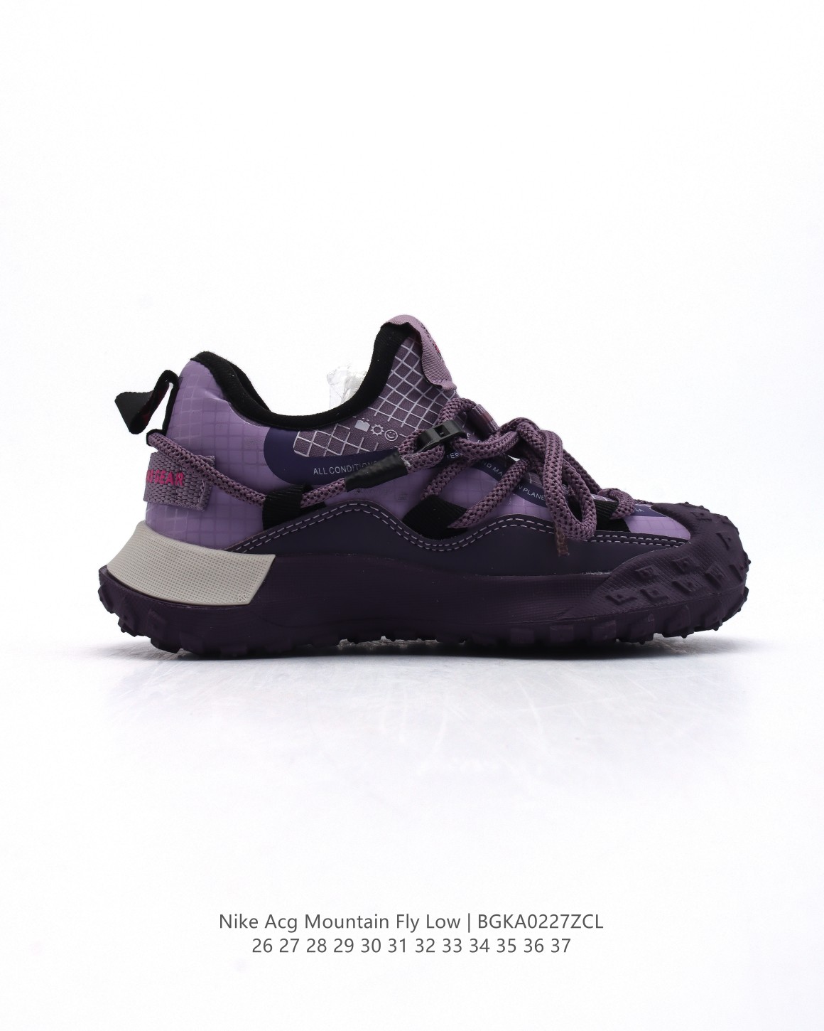 图片[3]-【童鞋】耐克 儿童运动鞋 Nike ACG Mountain Fly Low GTX SE 男女童运动鞋户外登山徒步鞋，采用匠心设计，打造耐穿迅疾风格，让你在沙漠、峡谷和深山中探险时也能像在城市一般轻松自在，从容应对多种挑战。鞋面采用 GORE-TEX 材料，质地轻盈、耐穿拒水，结合易于抽拉的系带系统，带来个性化穿着体验。粘性橡胶外底铸就适合攀岩的出众抓地力，柔软的 React 泡绵中底缔造非凡舒适感受，无论你是在城市健行，还是在野外攀岩，都能从容应对。   尺码：26-37-选品中心