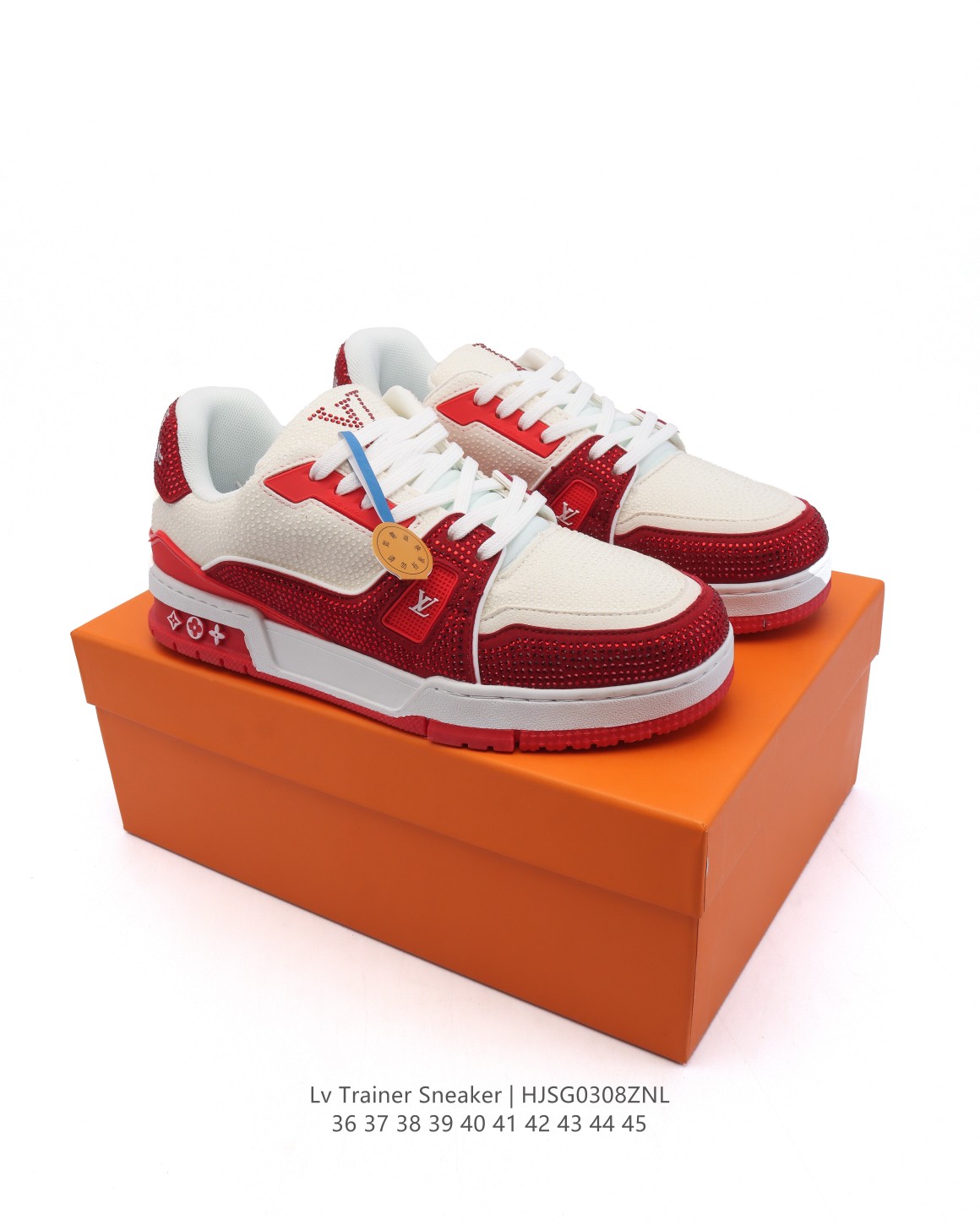 💰225
【公司级】路易威登 Louis Vuitton LV路易威登板鞋 贴钻 闪钻鞋面 时尚运动鞋潮厚底增高男女鞋。舒适防滑底和百搭性霸屏整个时尚娱乐圈,细节调整完美主义!采用柔软皮革拼接鞋面,独家开模大底, 侧边采用3D打印标志性Logo 尽显贵族时尚气息,配带正品全套包装。全新LV路易威登Louis vuitton Trainer Sneaker Low 休闲运动文化百搭板鞋。
类型:男女鞋
尺码:36-45
编码:HJSG0308ZNL