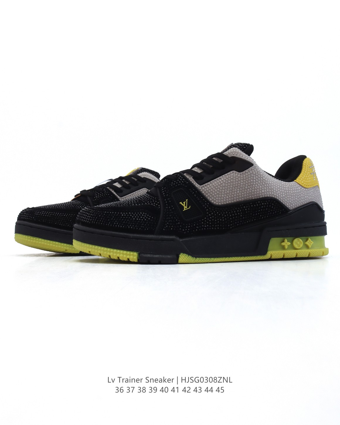 💰225
【公司级】路易威登 Louis Vuitton LV路易威登板鞋 贴钻 闪钻鞋面 时尚运动鞋潮厚底增高男女鞋。舒适防滑底和百搭性霸屏整个时尚娱乐圈,细节调整完美主义!采用柔软皮革拼接鞋面,独家开模大底, 侧边采用3D打印标志性Logo 尽显贵族时尚气息,配带正品全套包装。全新LV路易威登Louis vuitton Trainer Sneaker Low 休闲运动文化百搭板鞋。
类型:男女鞋
尺码:36-45
编码:HJSG0308ZNL