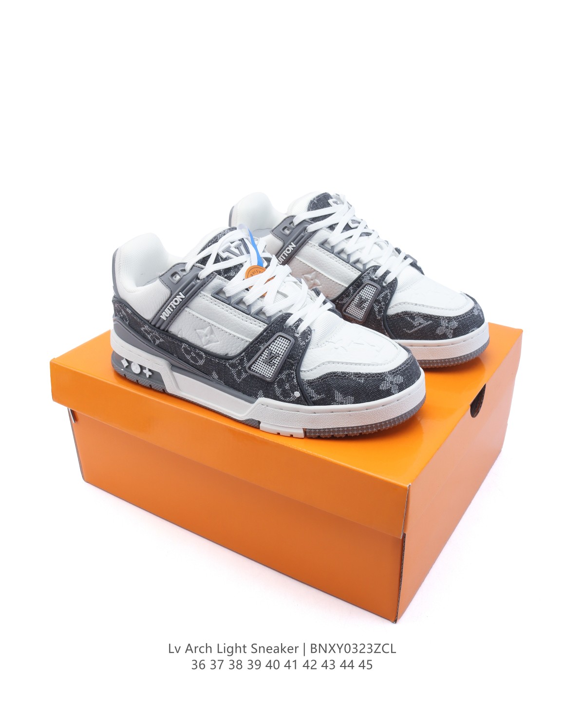 Louis Vuitton Buttersoft （绝对安福最低价给你）

【头层皮空胶版】路易威登 Louis Vuitton LV路易威登板鞋 时尚运动鞋潮厚底增高男女鞋。舒适防滑底和百搭性霸屏整个时尚娱乐圈，细节调整完美主义！采用柔软皮革帆布拼接鞋面，独家开模大底， 侧边采用3D打印标志性Logo 尽显贵族时尚气息，配带正品全套包装。全新LV路易威登Louis vuitton Trainer Sneaker Low 休闲运动文化百搭板鞋。 

类型：男女鞋
尺码：36-45
编码：BNXY0323ZCL