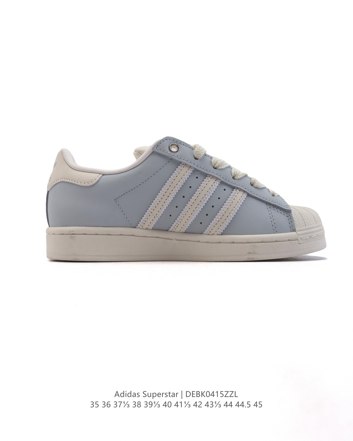 💰180
阿迪达斯 ADIDAS SUPERSTAR 三叶草☘️经典贝壳头系列 新款休闲板鞋潮流男女士运动鞋。鞋面柔软皮革材质 标志性的贝壳鞋头,锯齿三条纹,简约的线条。就连版型和比例,都在向1982年的鞋款致敬。可谓“形神兼备”的复刻。无论在哪,无论去哪,你或许都需要这样一双既舒适又时尚的鞋。1970年问世于篮球场的adidas Superstar,集舒适与时尚于一身。这款经典鞋,缀低调图案,灵感源自公共交通地图。设计简约,旨在伴你出行。心动不如行动,系好鞋带,出发吧。
货号:HD2204
码数:35-45
编码:DEBK0415ZZL