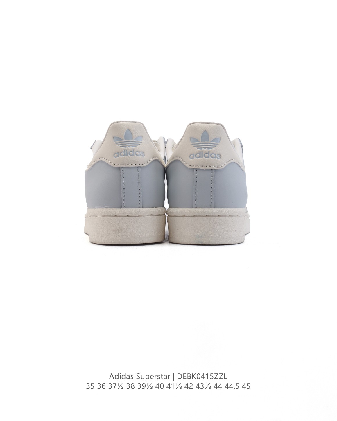 💰180
阿迪达斯 ADIDAS SUPERSTAR 三叶草☘️经典贝壳头系列 新款休闲板鞋潮流男女士运动鞋。鞋面柔软皮革材质 标志性的贝壳鞋头,锯齿三条纹,简约的线条。就连版型和比例,都在向1982年的鞋款致敬。可谓“形神兼备”的复刻。无论在哪,无论去哪,你或许都需要这样一双既舒适又时尚的鞋。1970年问世于篮球场的adidas Superstar,集舒适与时尚于一身。这款经典鞋,缀低调图案,灵感源自公共交通地图。设计简约,旨在伴你出行。心动不如行动,系好鞋带,出发吧。
货号:HD2204
码数:35-45
编码:DEBK0415ZZL