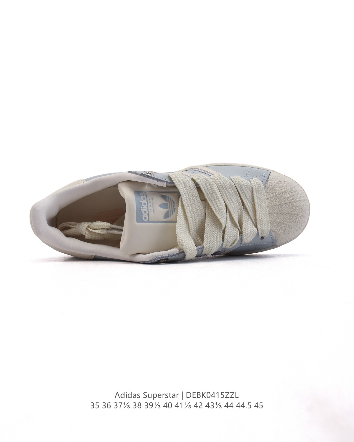 💰180
阿迪达斯 ADIDAS SUPERSTAR 三叶草☘️经典贝壳头系列 新款休闲板鞋潮流男女士运动鞋。鞋面柔软皮革材质 标志性的贝壳鞋头,锯齿三条纹,简约的线条。就连版型和比例,都在向1982年的鞋款致敬。可谓“形神兼备”的复刻。无论在哪,无论去哪,你或许都需要这样一双既舒适又时尚的鞋。1970年问世于篮球场的adidas Superstar,集舒适与时尚于一身。这款经典鞋,缀低调图案,灵感源自公共交通地图。设计简约,旨在伴你出行。心动不如行动,系好鞋带,出发吧。
货号:HD2204
码数:35-45
编码:DEBK0415ZZL
