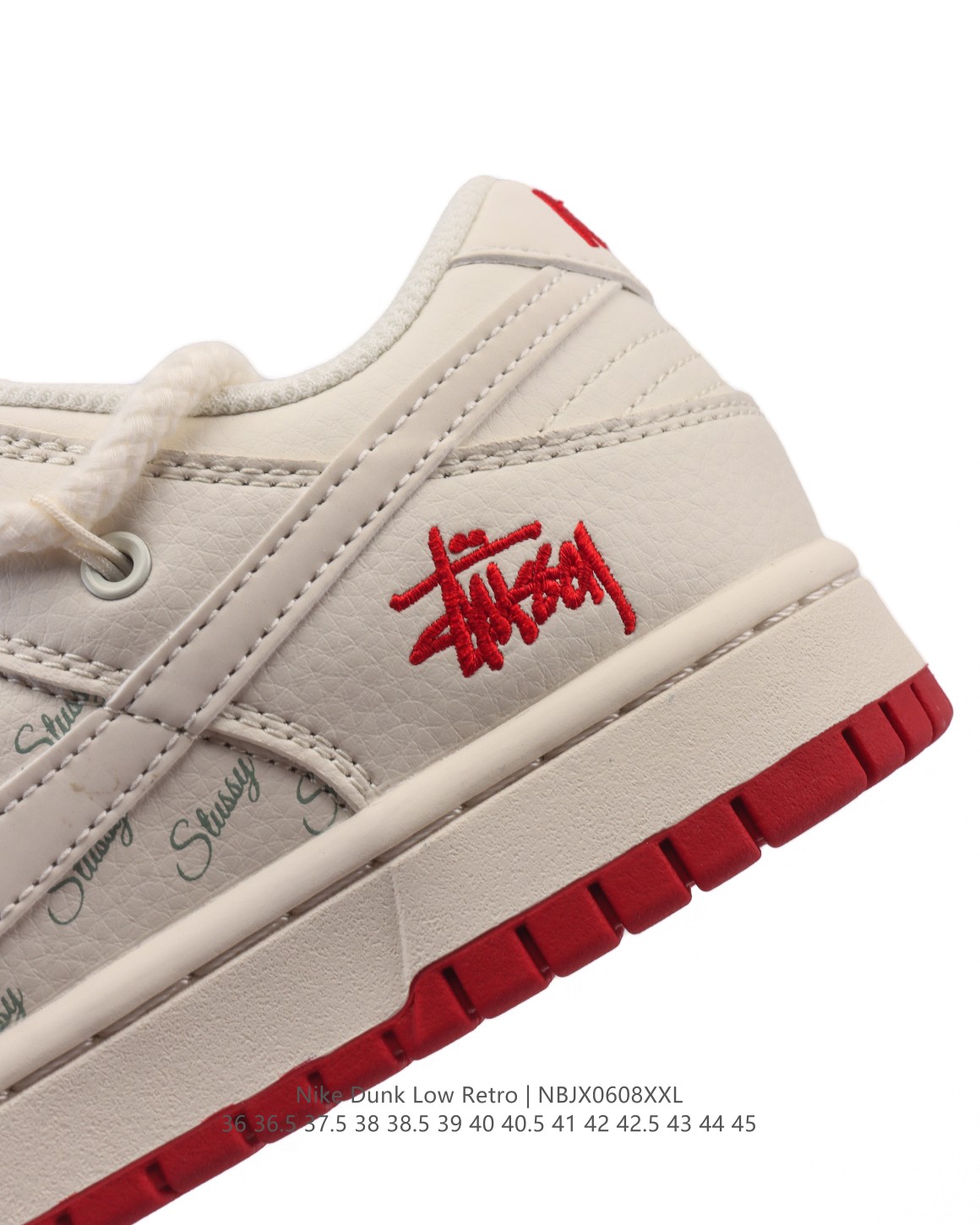💰260
【公司级】耐克Nike Dunk Low 板鞋 SB系列经典百搭休闲运动板鞋 联名 解构绑带 双鞋带 2025年新款  蛇年限定。加厚鞋舌的填充，使舒适性大大提升，同时也更方便穿脱中底部分则加入了脚感柔软舒适ZoomAir气垫，有效吸收滑板等极限运动在落地时带来的冲击力，为街头运动者们提供更好的保护。

货号：SJ2068
尺码：36 36.5 37.5 38 38.5 39 40 40.5 41 42 42.5 43 44 45
编码：NBJX0608