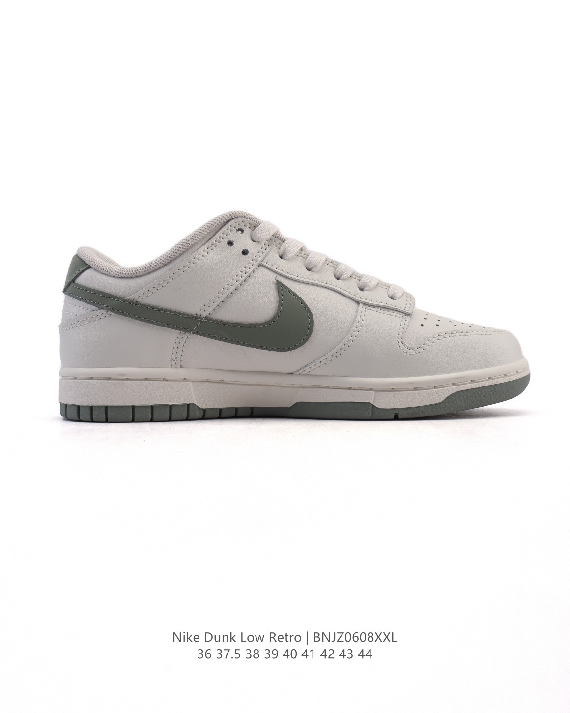 💰260
【公司级】耐克 Nike Sb Dunk Low Pro 运动鞋复古板鞋 潮滑板鞋。采用柔软皮革鞋面，经久耐穿，塑就如元年款 Dunk 般的复古质感。鞋头透气孔，搭配鞋口和鞋舌形状，忠实沿袭元年款经典外观。全掌型橡胶外底，造就非凡抓地力。Dunk 起初专为篮球运动打造，于 80 年代末成为滑板界新宠，现已跃升成为街头时尚标杆。加垫低帮鞋口结合耐穿外底，助你自信舞动。

货号：MM1089
码数：36-44
编码：BNJZ0608