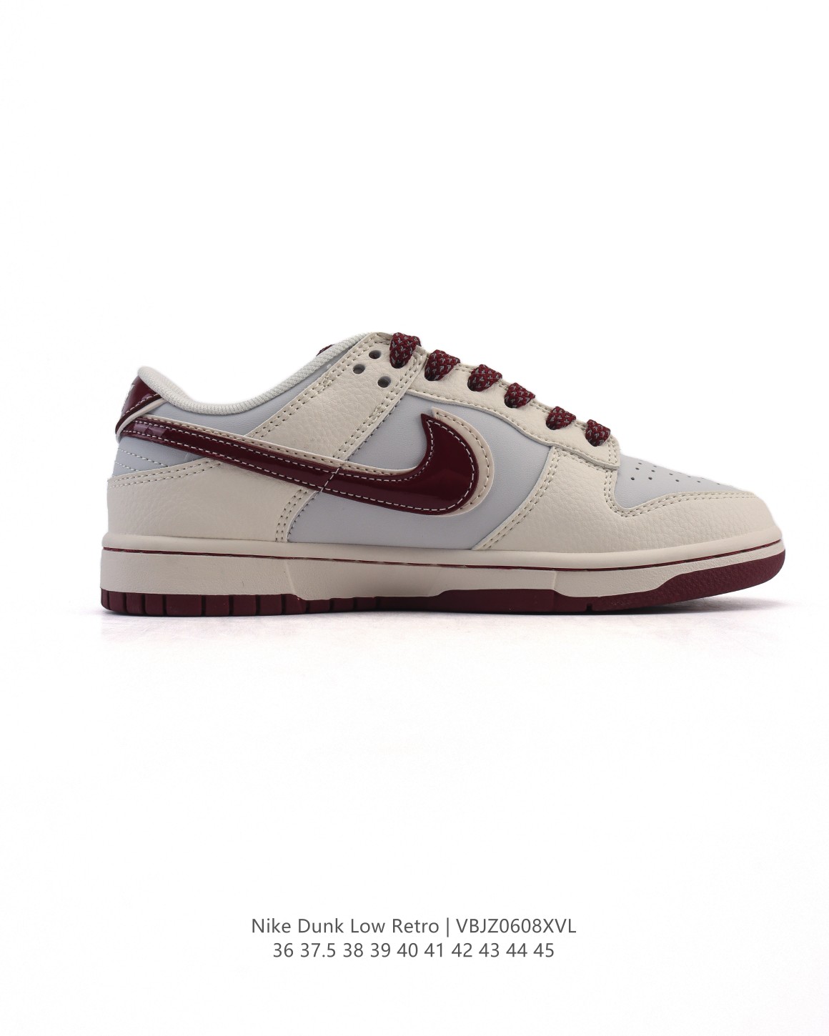 💰280
【公司级】耐克 Nike Sb Dunk Low Pro 运动鞋复古板鞋 潮滑板鞋。采用柔软皮革鞋面，经久耐穿，塑就如元年款 Dunk 般的复古质感。鞋头透气孔，搭配鞋口和鞋舌形状，忠实沿袭元年款经典外观。全掌型橡胶外底，造就非凡抓地力。Dunk 起初专为篮球运动打造，于 80 年代末成为滑板界新宠，现已跃升成为街头时尚标杆。加垫低帮鞋口结合耐穿外底，助你自信舞动。

货号：MM1089
码数：36-45
编码：VBJZ0608XVL